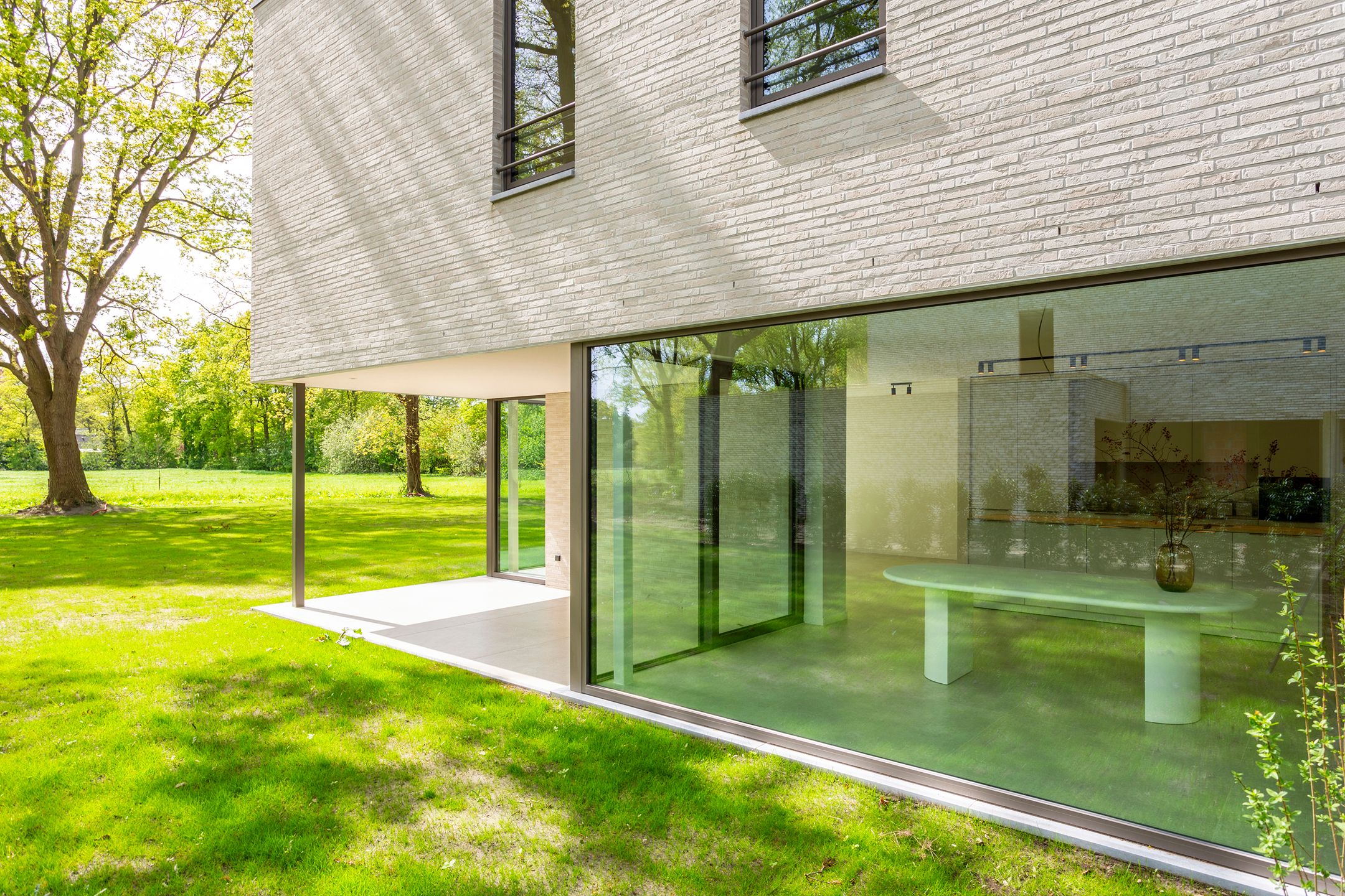 high end nieuwbouw luxevilla in rustige, residentiële wijk foto 7