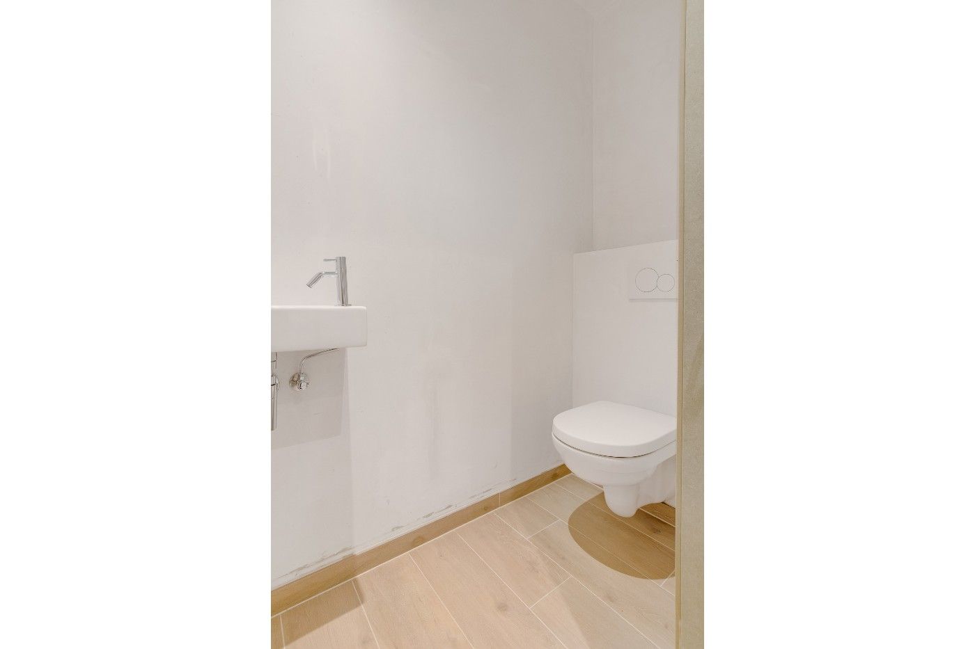 Prachtig, nieuw 2-slpk. appt met tuin en ondergrondse staanplaats foto 6