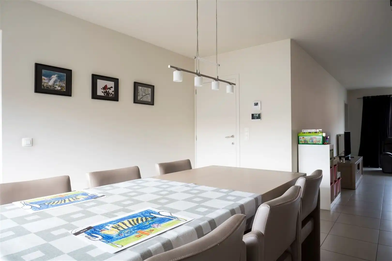 Appartement  TE HUUR aan de stadsrand van Oudenaarde. foto 5