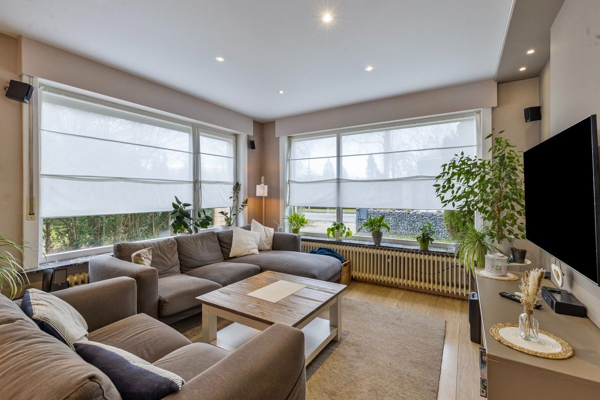 MAGAZIJN/APPARTEMENT/BURELEN en WONING te ASSEBROEK foto 8