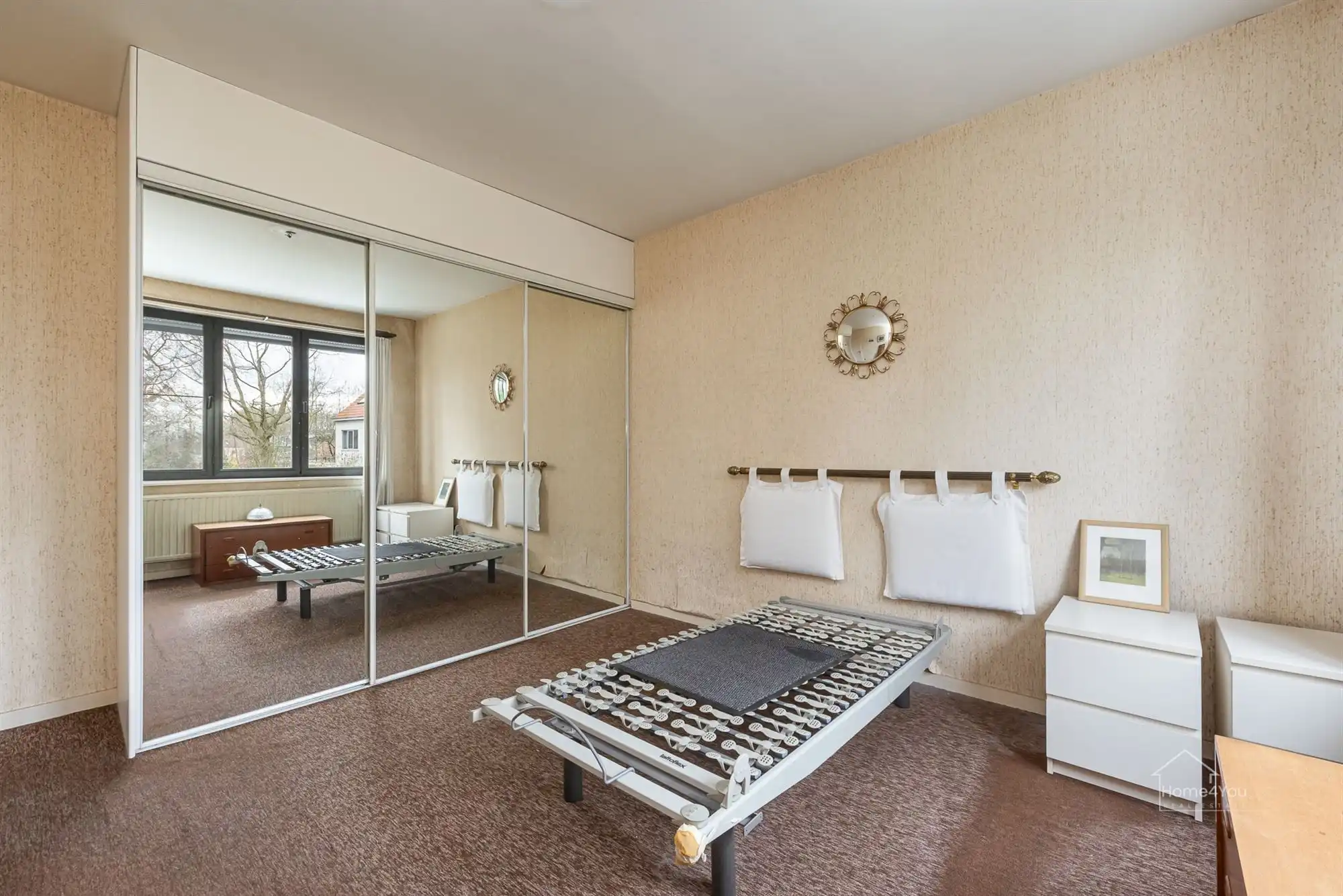 Ruime rijwoning op toplocatie met zongerichte tuin foto 15