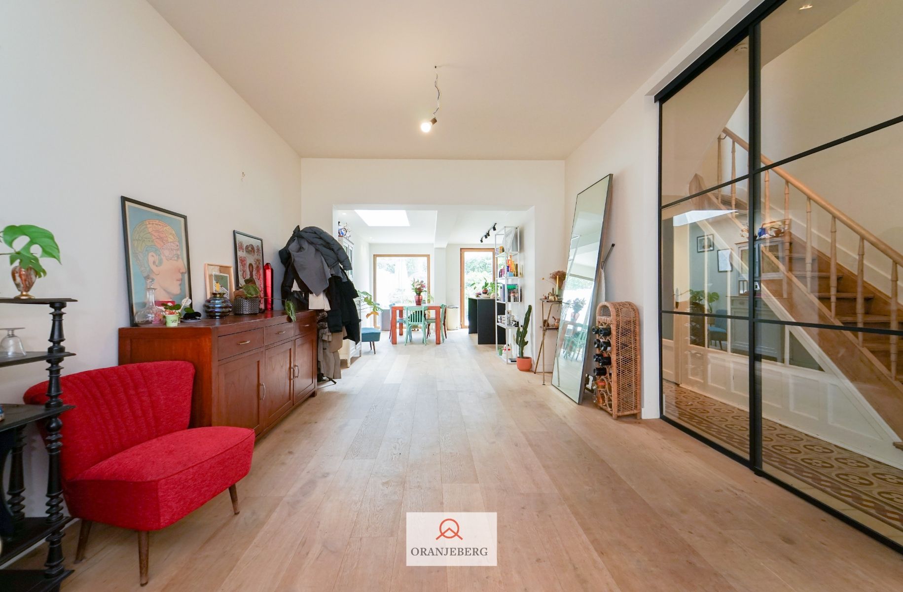 Gerenoveerde herenwoning met 4 slpk's vlakbij Muinkpark foto 24