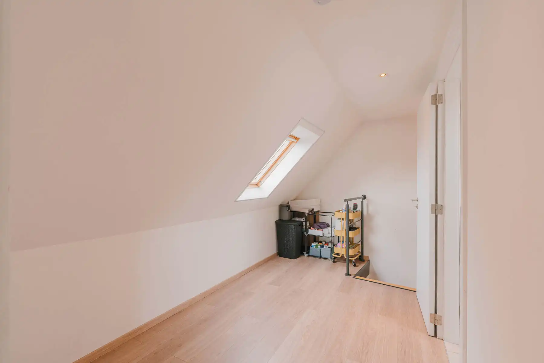 Uniek en ruim duplex-appartement in hartje Mechelen foto 32