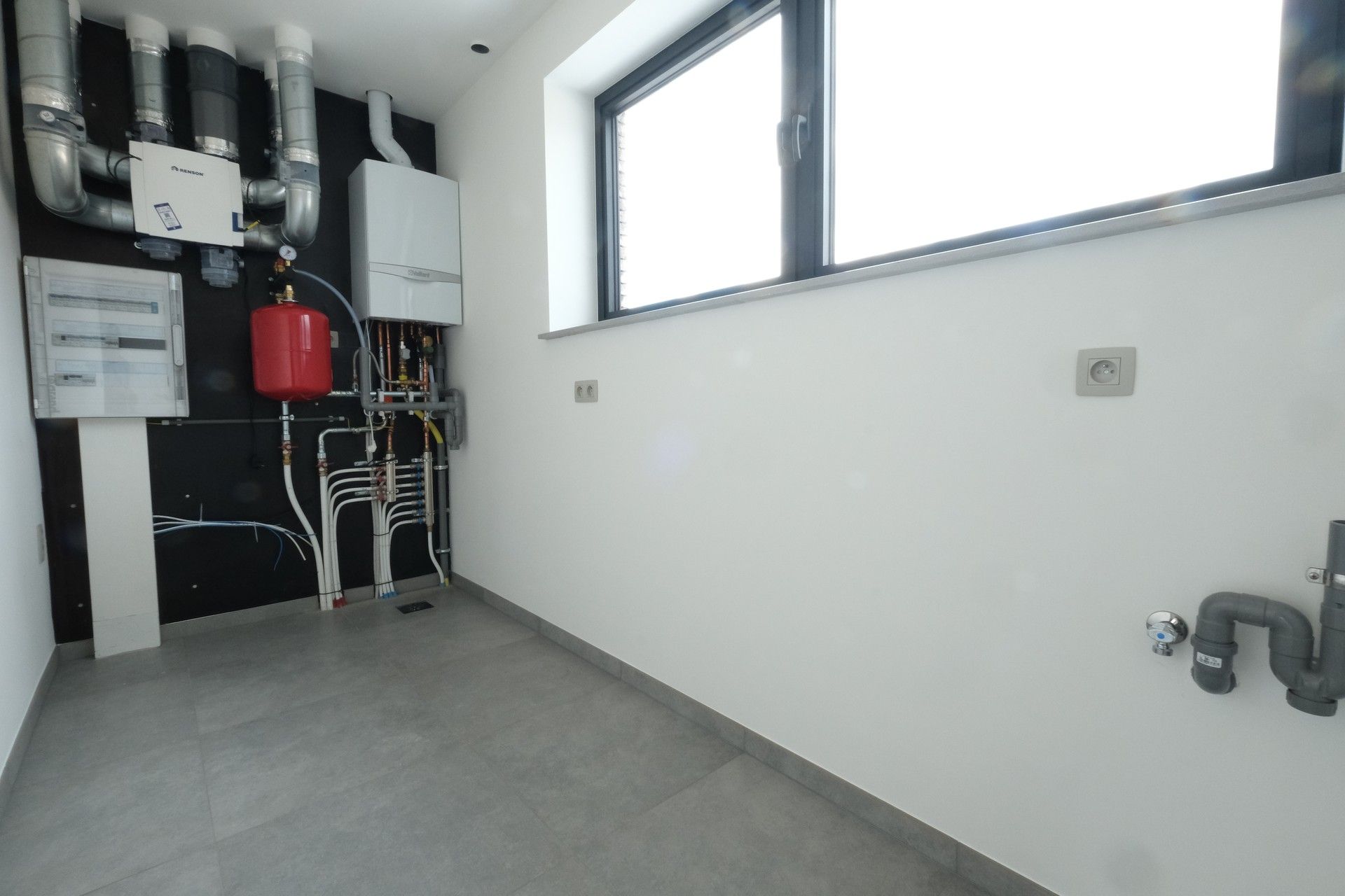 Nieuwbouw appartement op de eerste verdieping met luxueuze afwerking in Riemst. foto 22