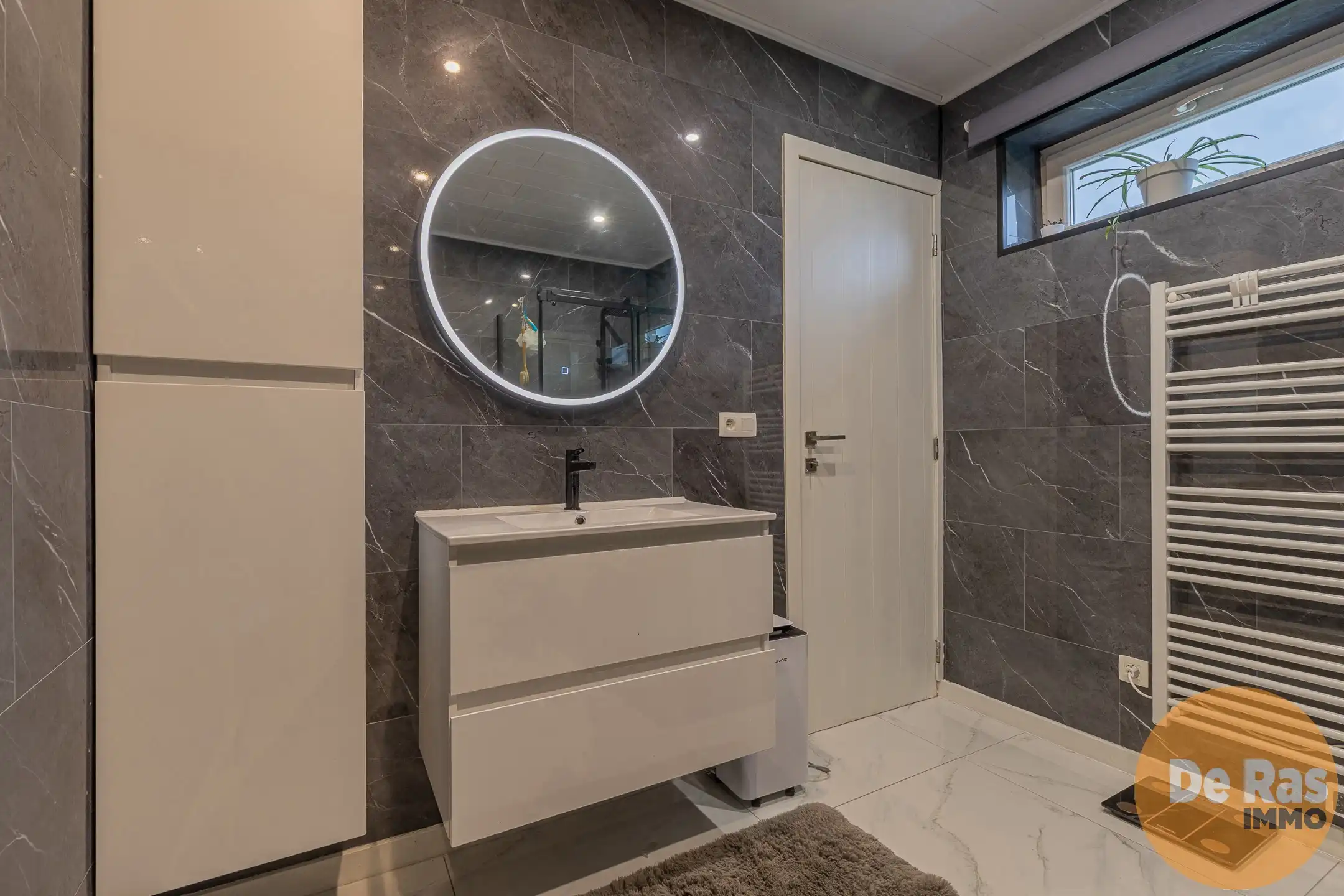 NINOVE-Volledig gerenoveerde HOB in doodlopende straat  foto 16