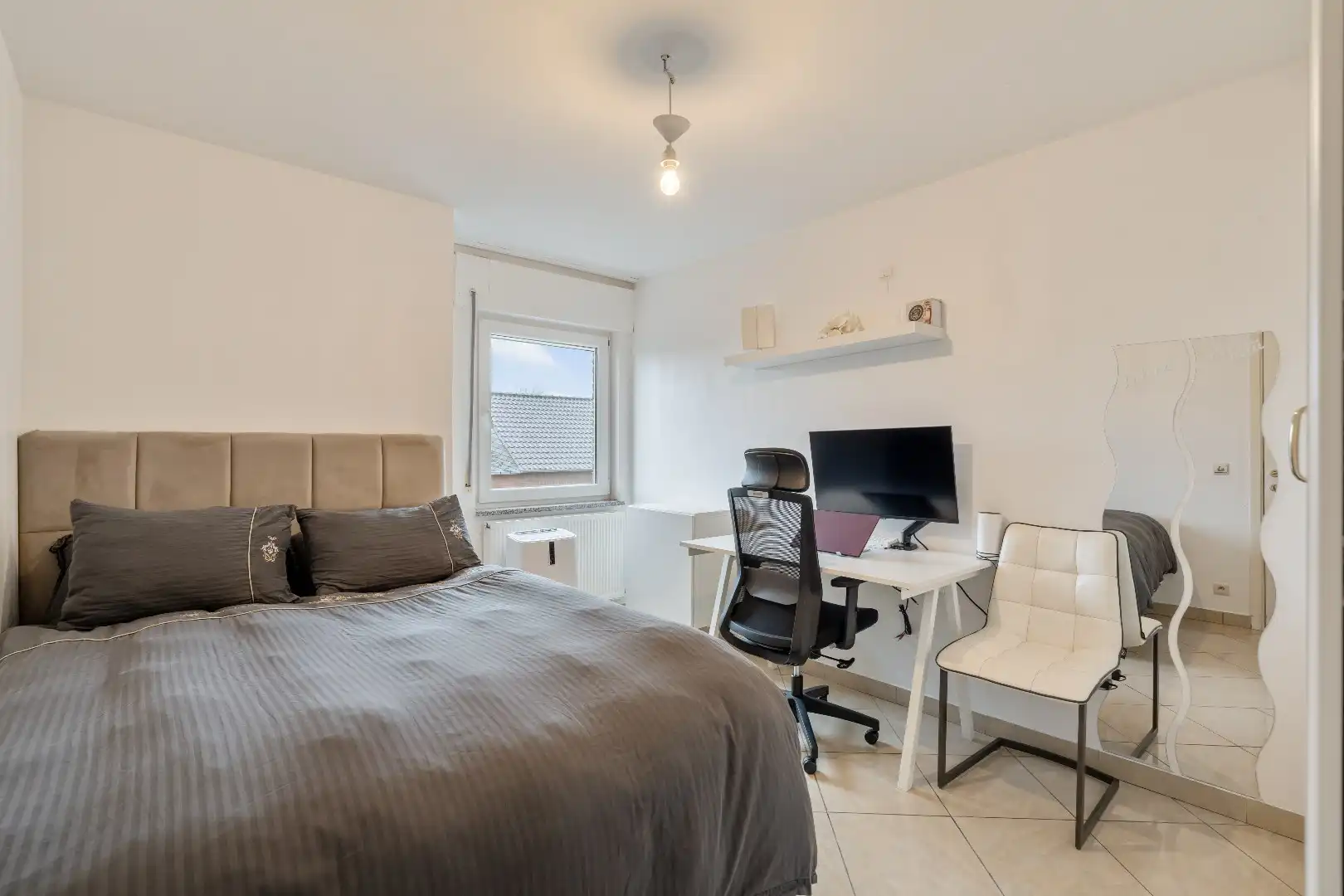 Ruim energiezuinig duplexappartement (146 m²) -  kwaliteitslabel B -  3 slaapkamers, terras en private buitenparking. foto 17