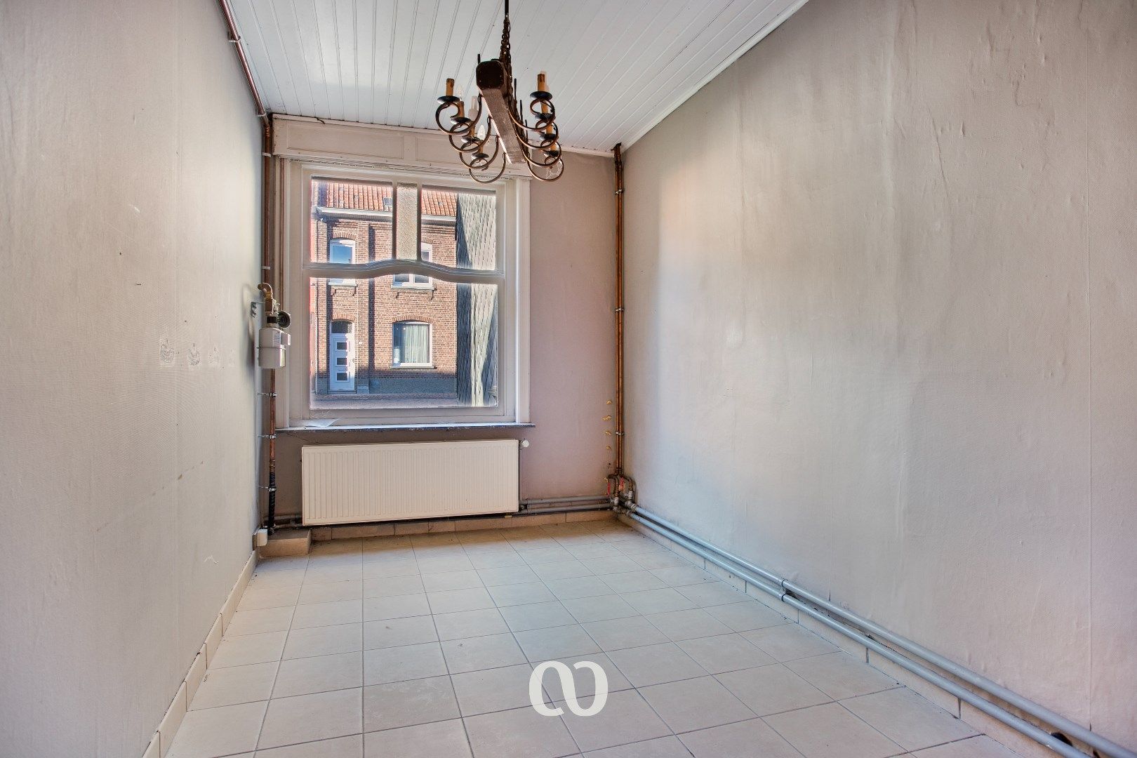 Te renoveren woning met bouwgrond foto 11