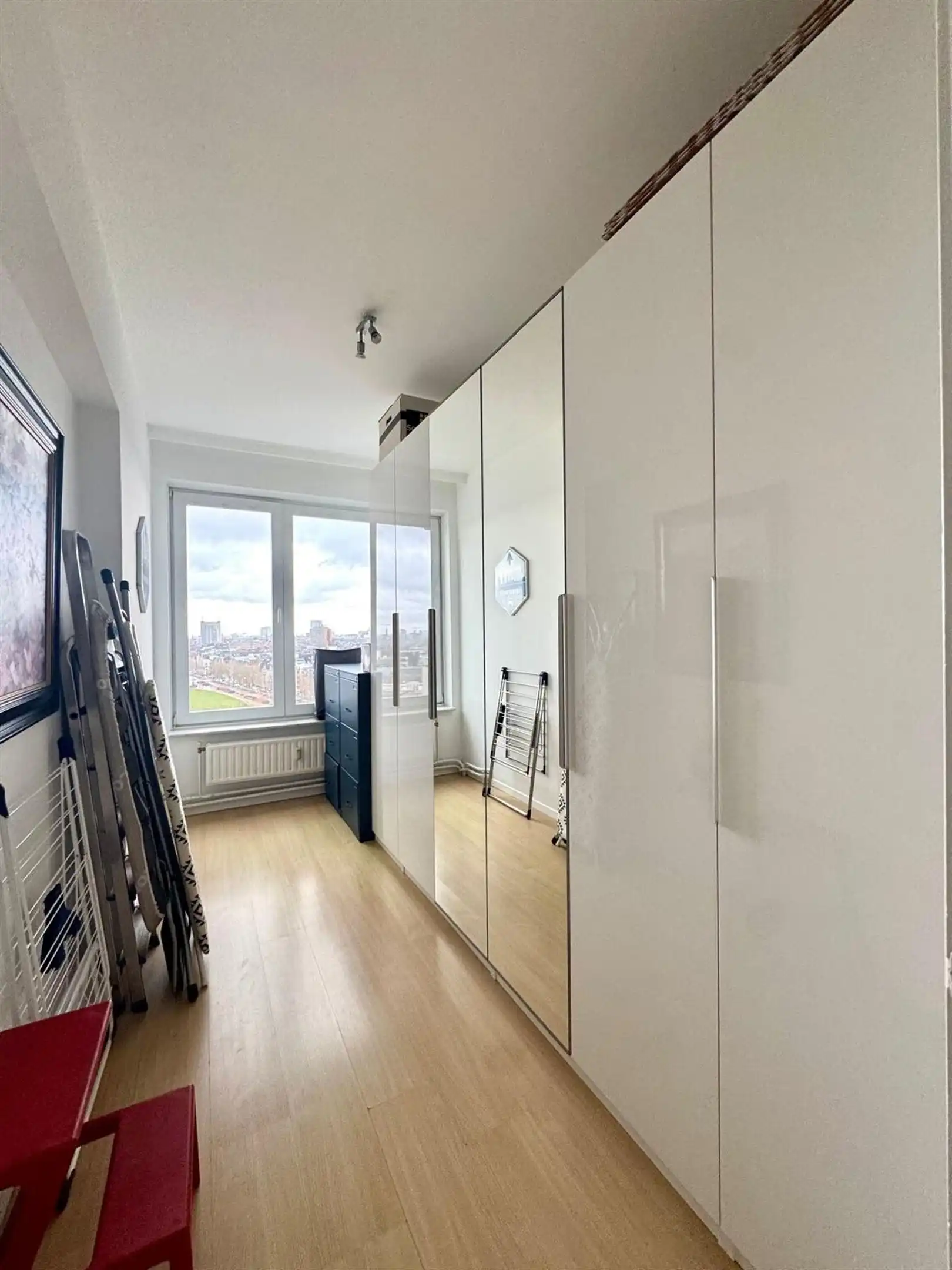 Gemeubeld hoekappartement (12e verdieping) met 3 slaapkamers foto 18