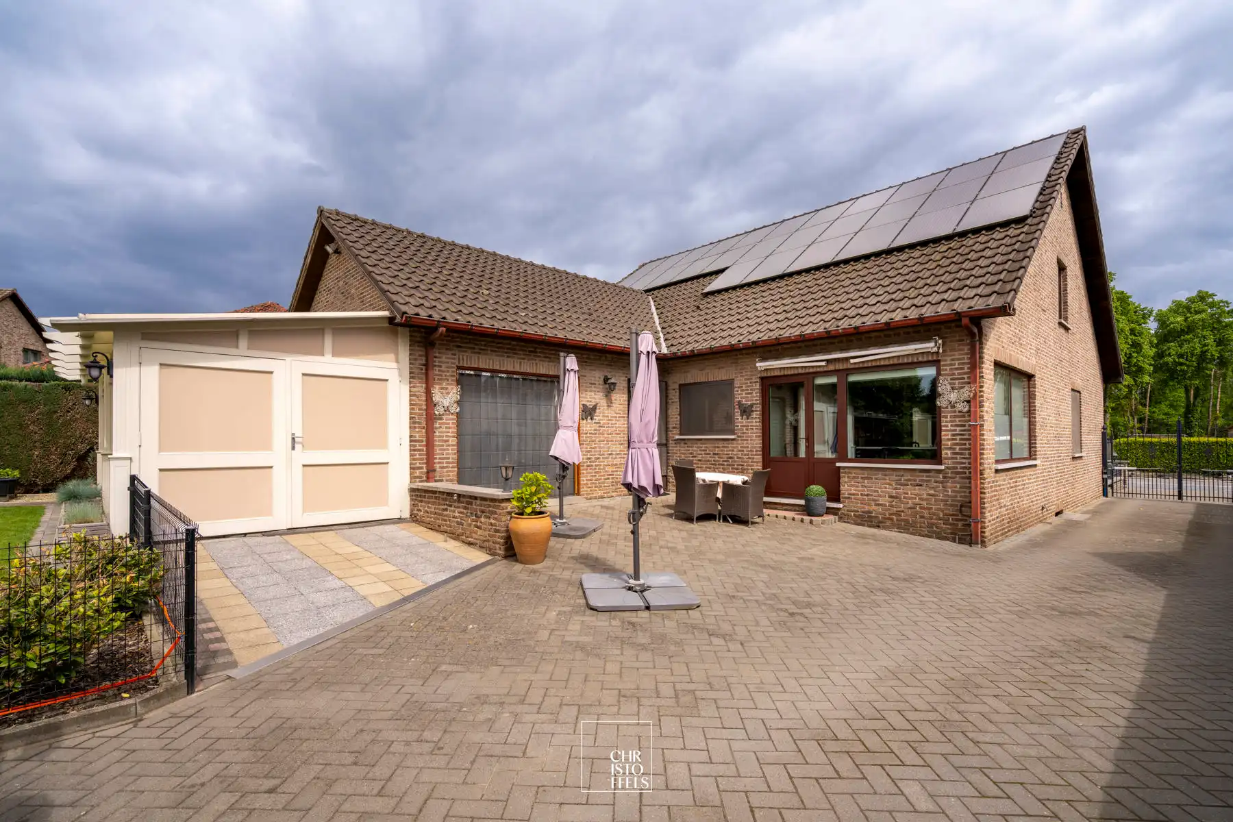 Ruime gezinswoning met tuin op een perceel van 876 m2 foto 18