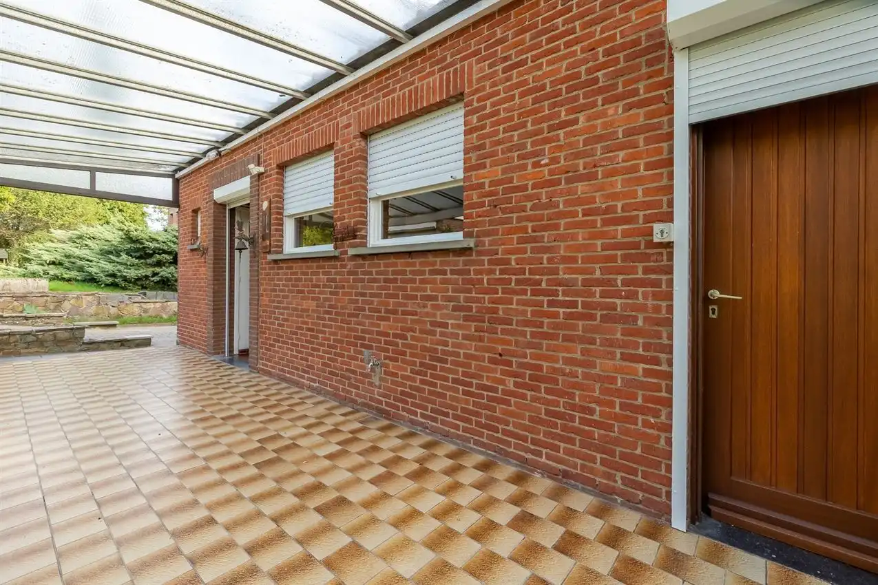 Karaktervolle vrijstaande woning met uitbreidingspotentieel in centrum foto 37