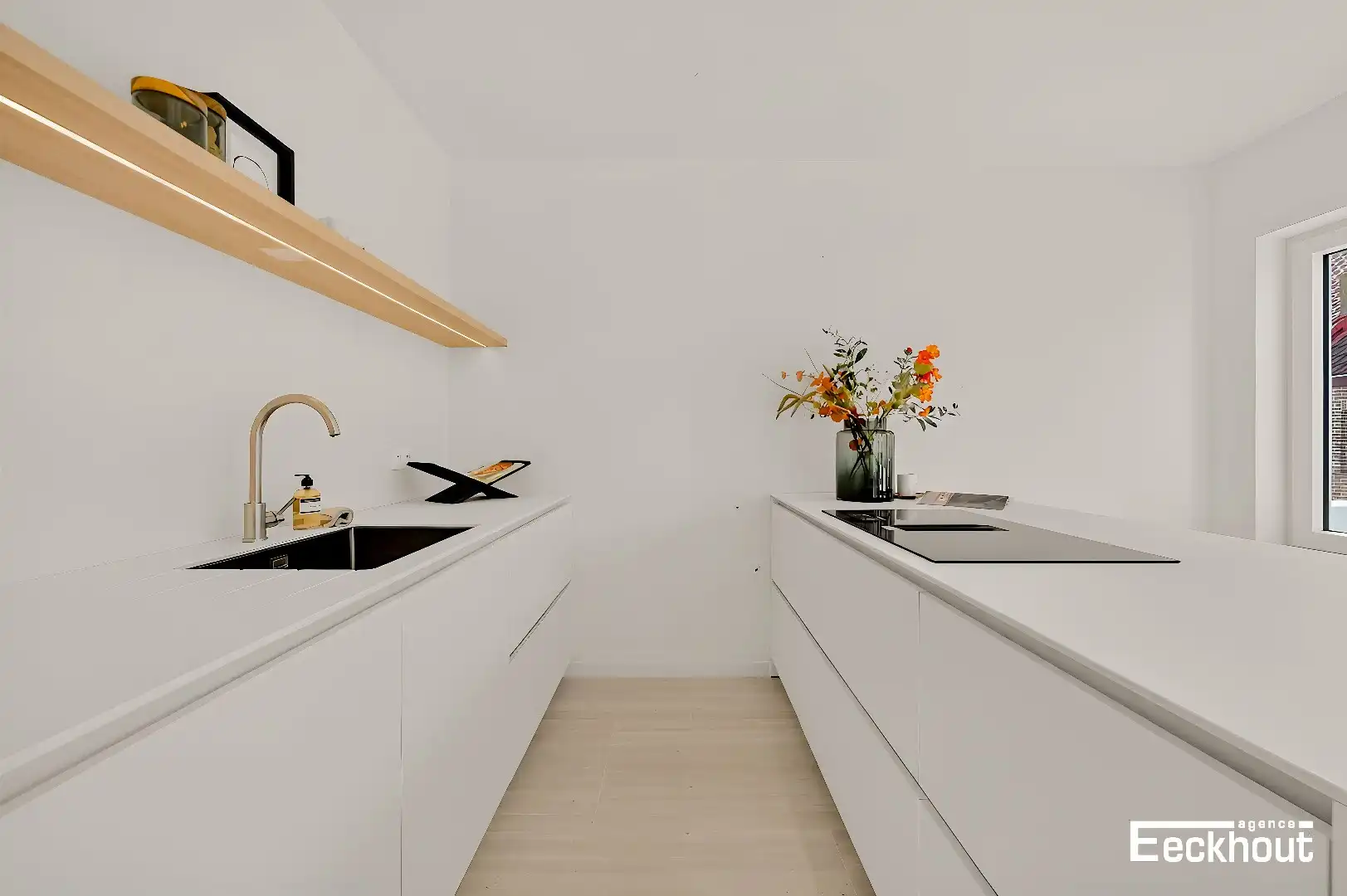 Prachtig gerenoveerd appartement met 3 slaapkamers en terrassen! foto 6