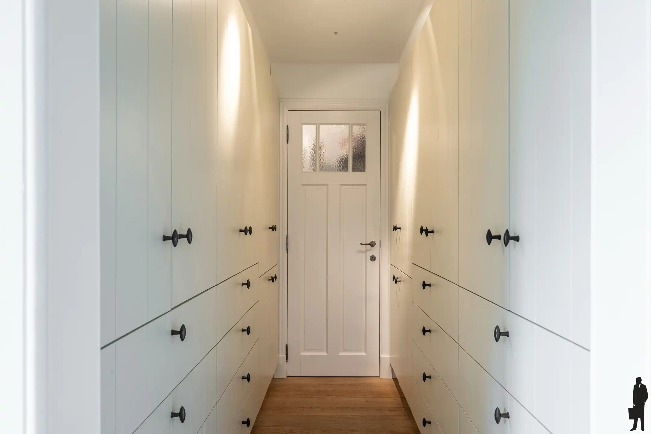 Luxevilla met zwembad, poolhouse, werkhuis en privé bos foto 11