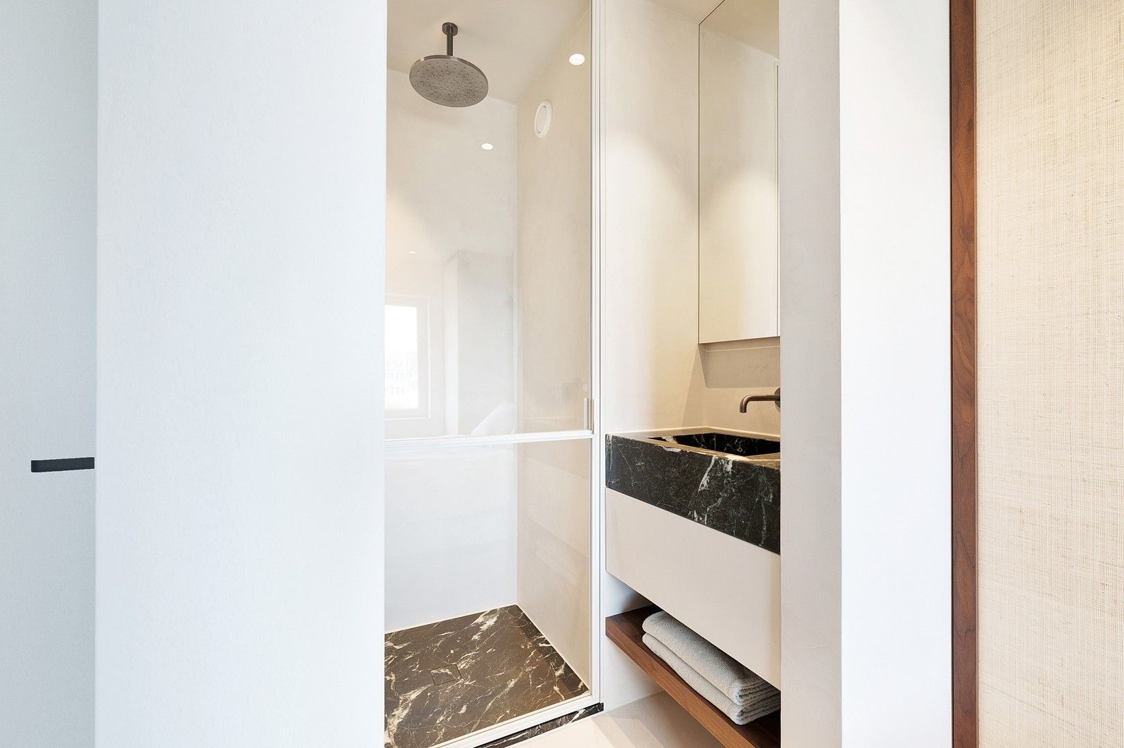 Prachtig appartement in het Zoute op enkele stappen van de zee en de wandeldijk. foto 17