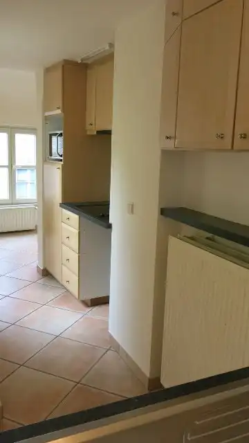 Vernieuwde 3-slaapkamerwoning te huur in het centrum van Brugge foto 4