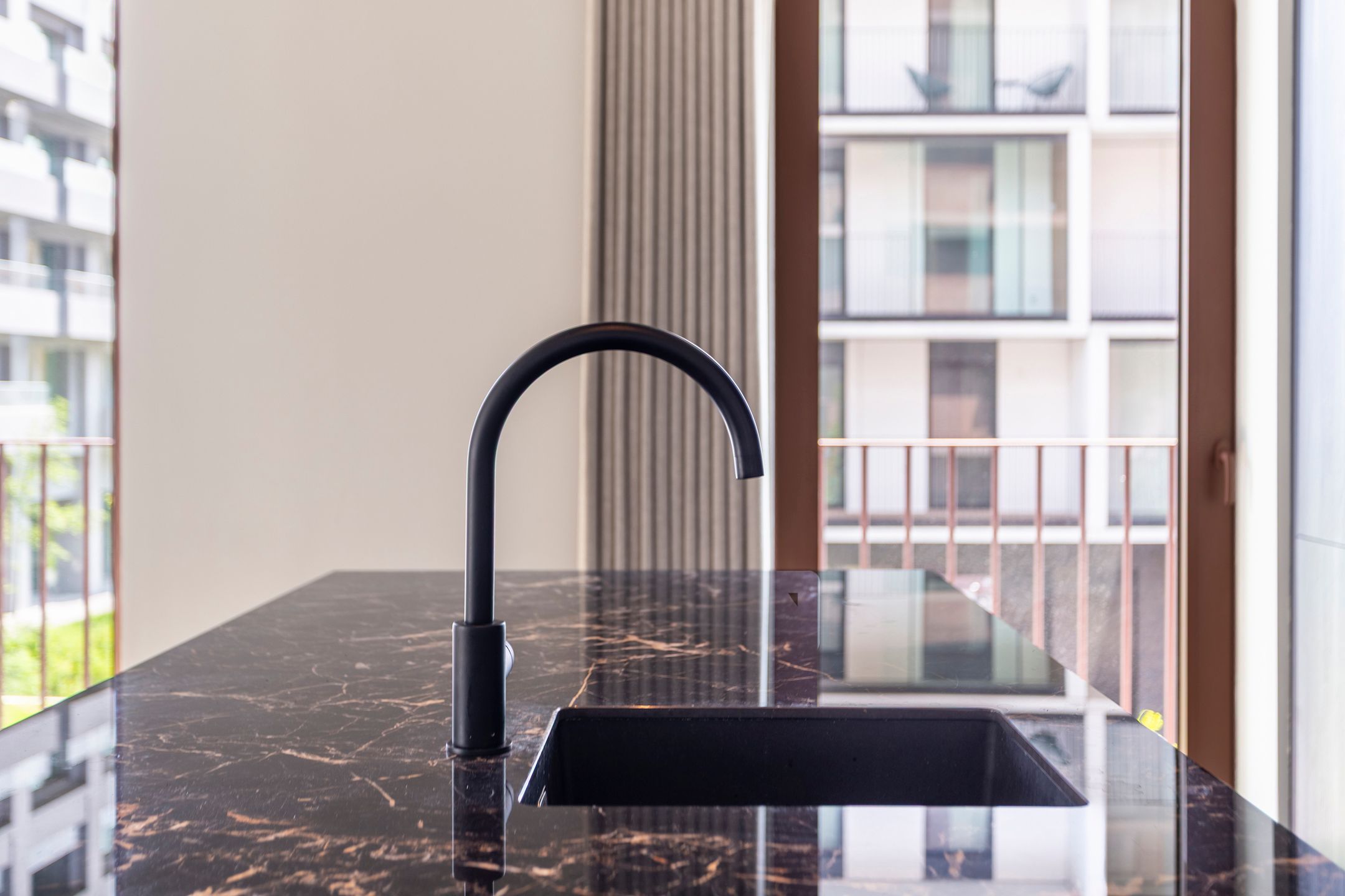 luxeappartement met 3 slaapkamers en terras op Nieuw-Zuid foto 13