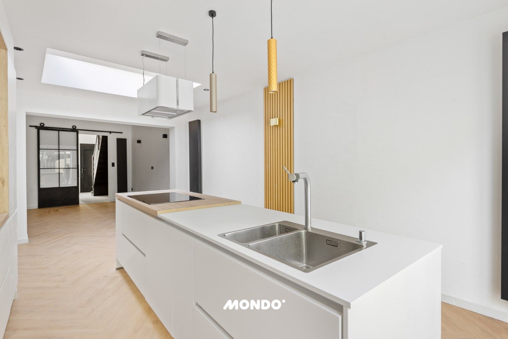 Volledig gerenoveerde woning met 3 slaapkamers! foto 7