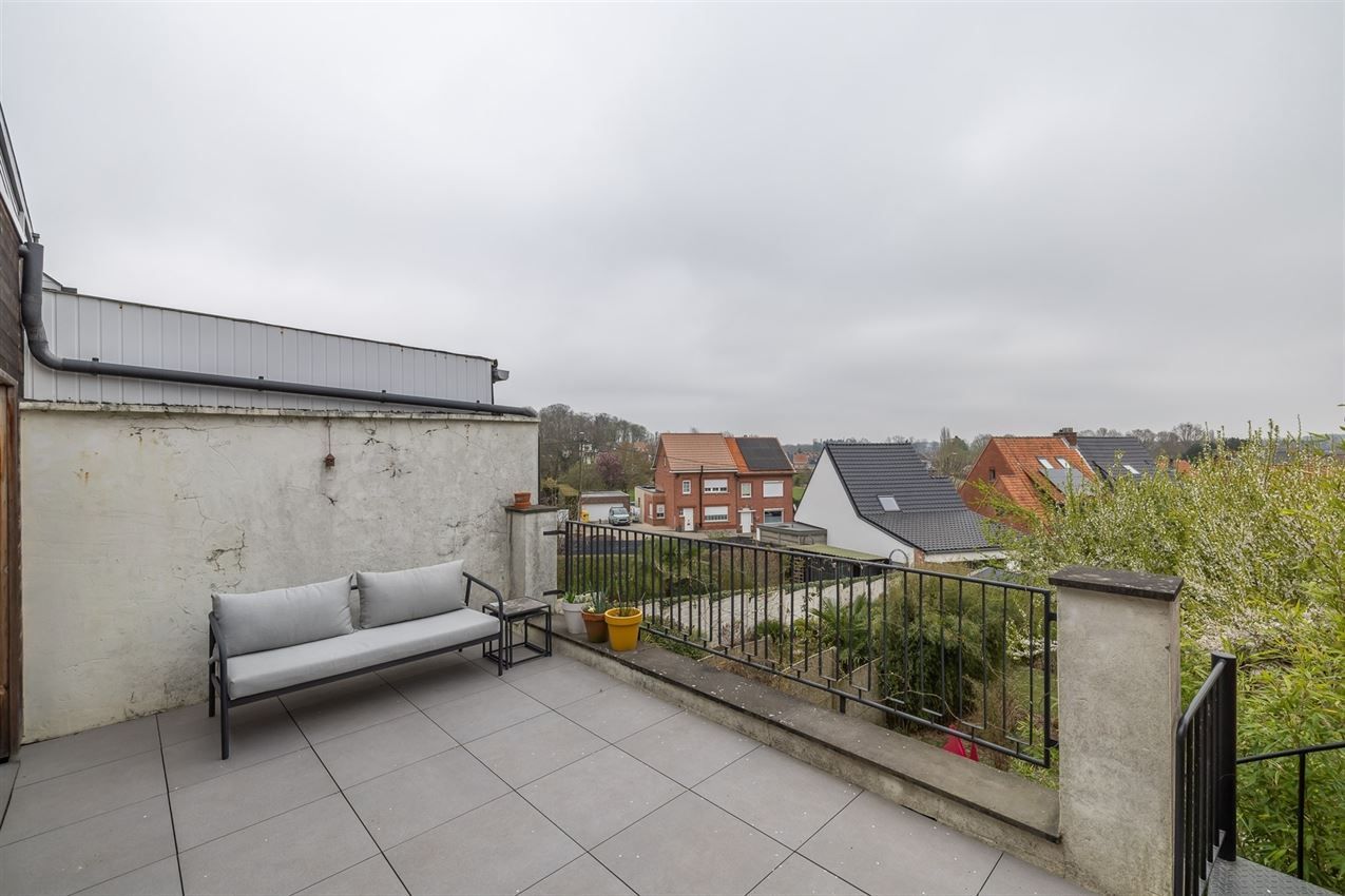 Smaakvol gerenoveerd, label C, 3 slkpmrs, terras en grote stadstuin foto 26