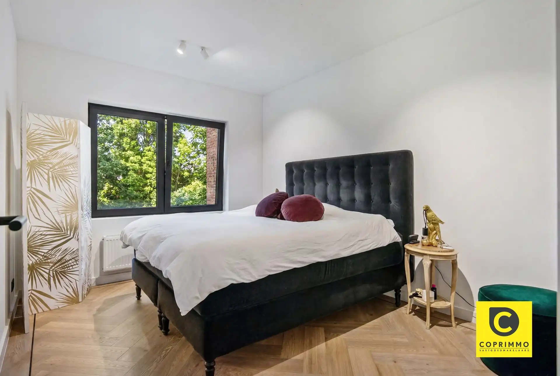 Gerenoveerd 2 slpk app met 2 terrassen te Pulhof! foto 8