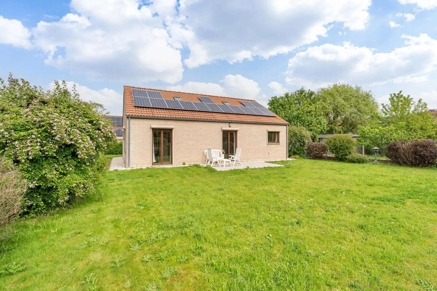 Goed en rustig gelegen woning met 2 slaapkamers, een garage en een tuin te Kessel-Lo! foto 22
