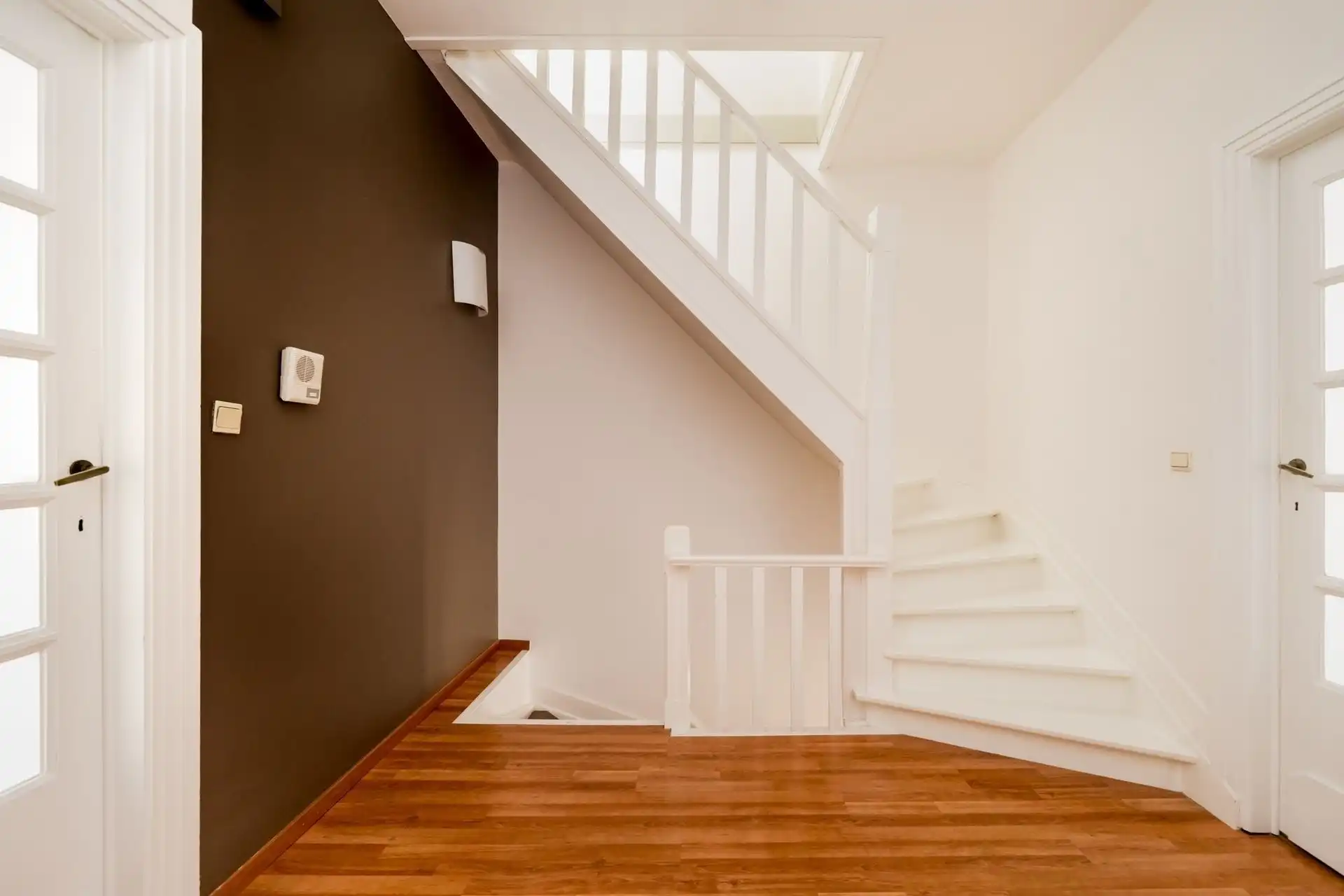 Ruime karaktervolle woning met 6 slpks en tuin! foto 22