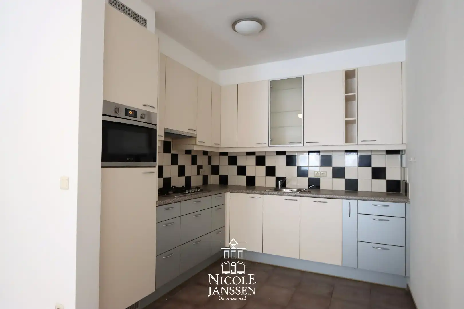 Gelijkvloers appartement  foto 8