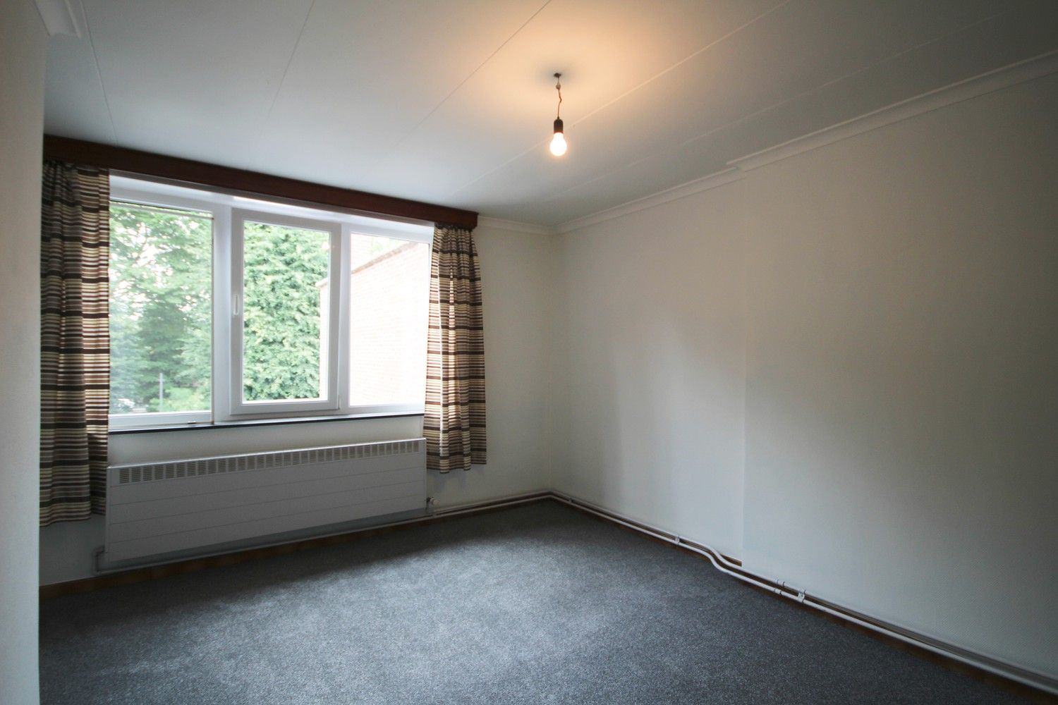 Duplex appartement met 2 slaapkamers en terras op toplocatie nabij centrum foto 9
