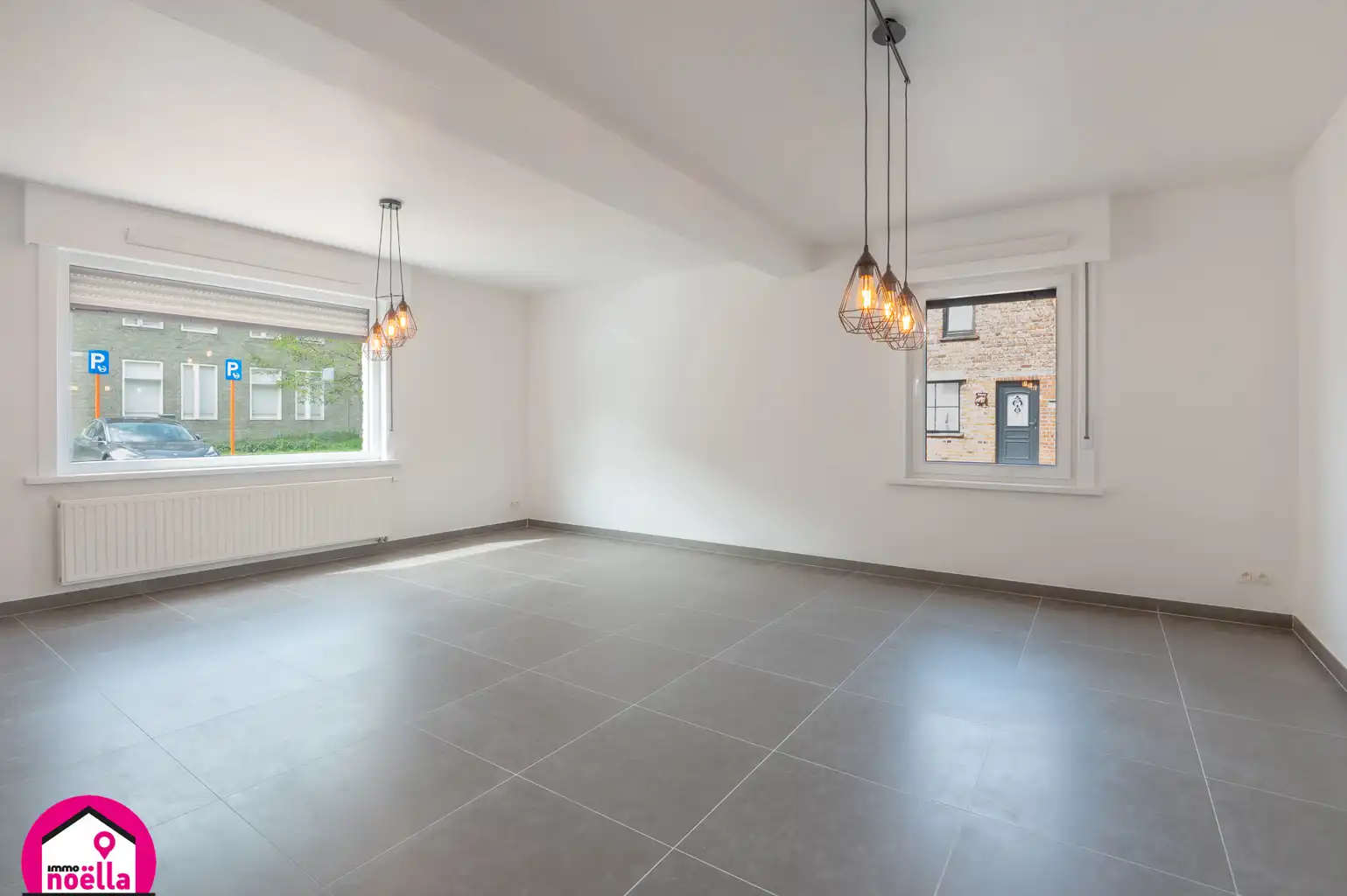 Half open bebouwing met garage en berging foto 16