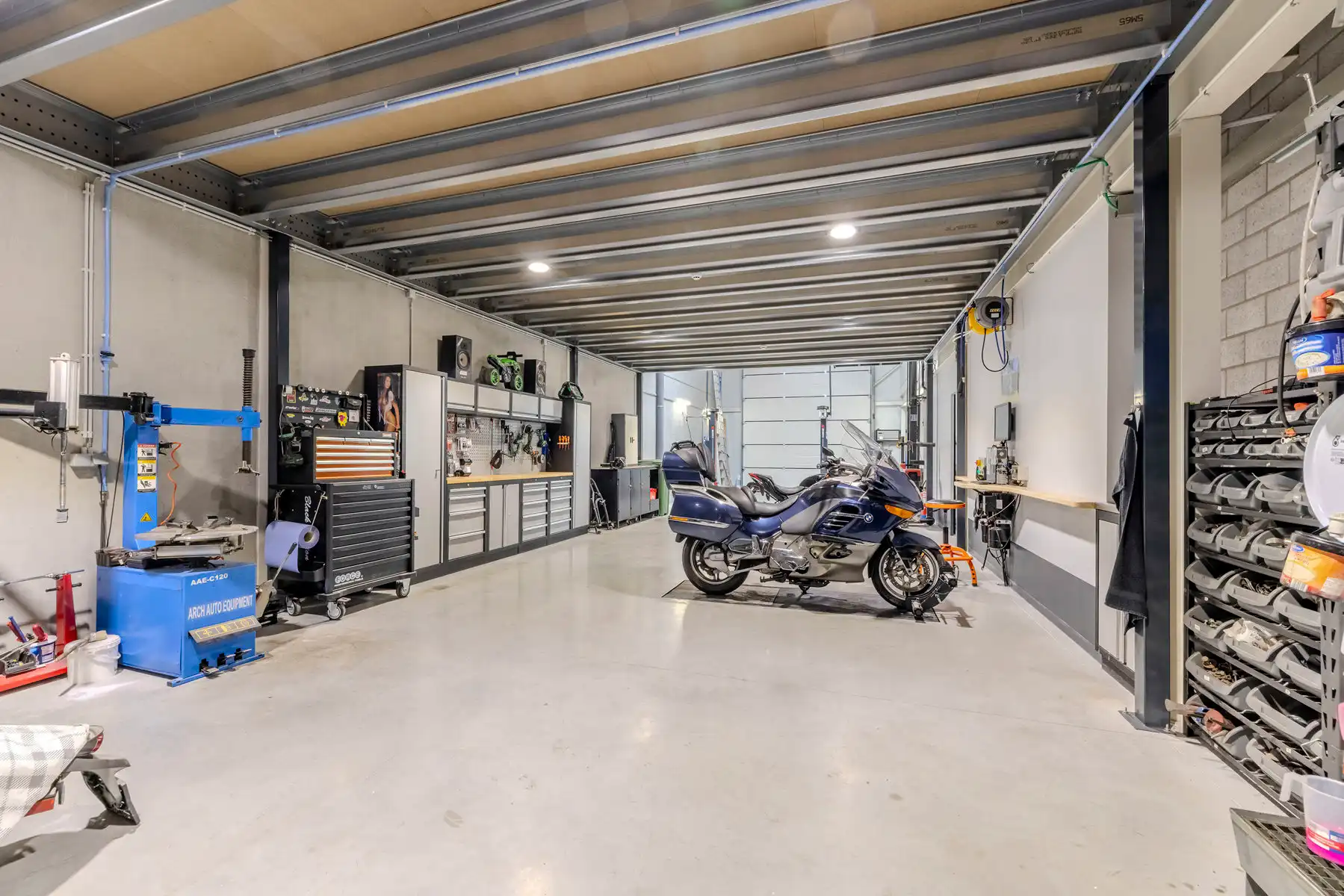 Bedrijfsvastgoed te koop foto 35