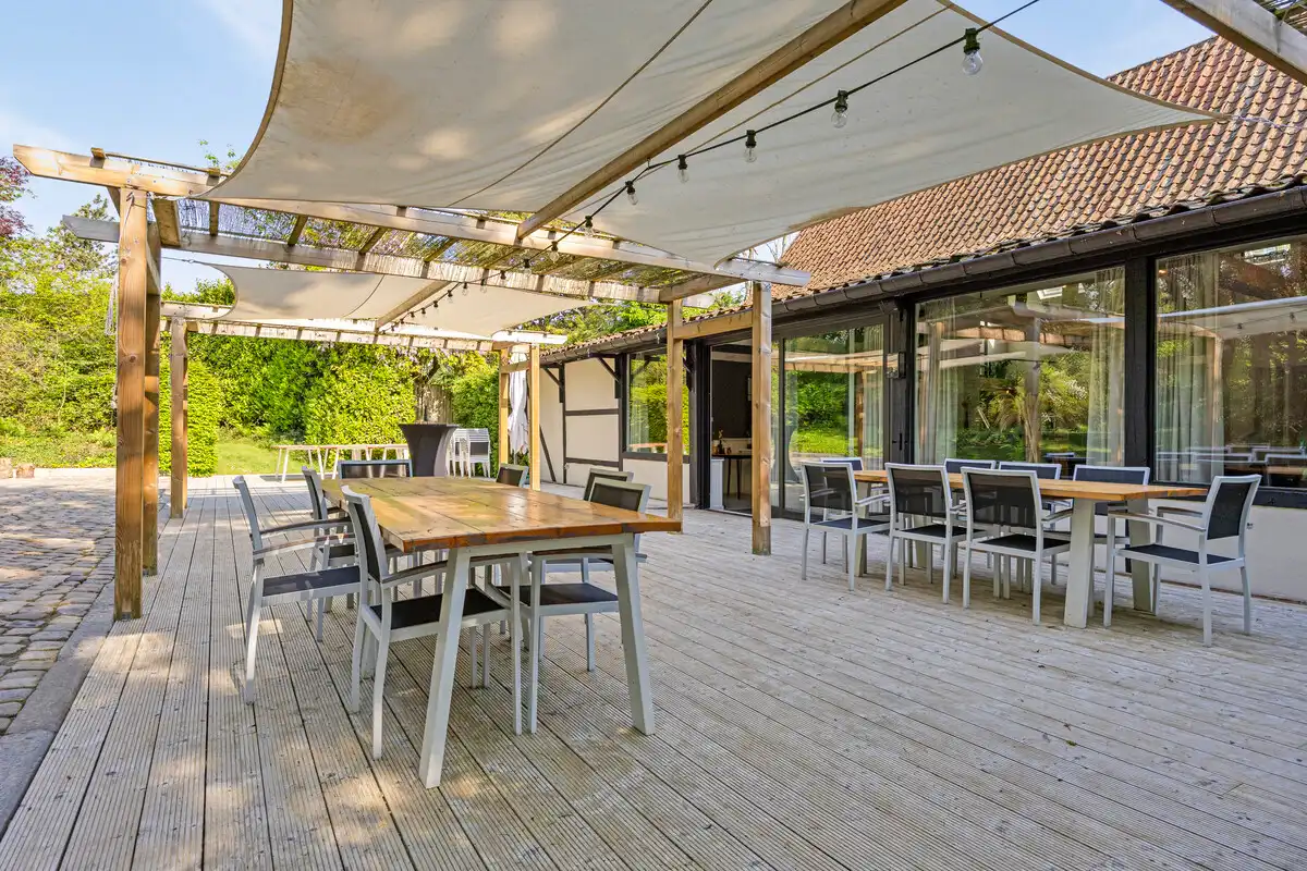 Exclusieve kans: Charmante vierkantshoeve te Diepenbeek – veelzijdige handelszaak met karakter foto 10