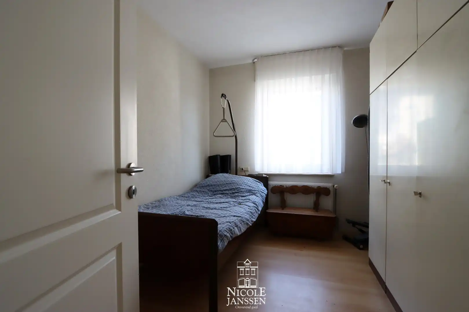 Ruime gezinswoning met mogelijkheden foto 16