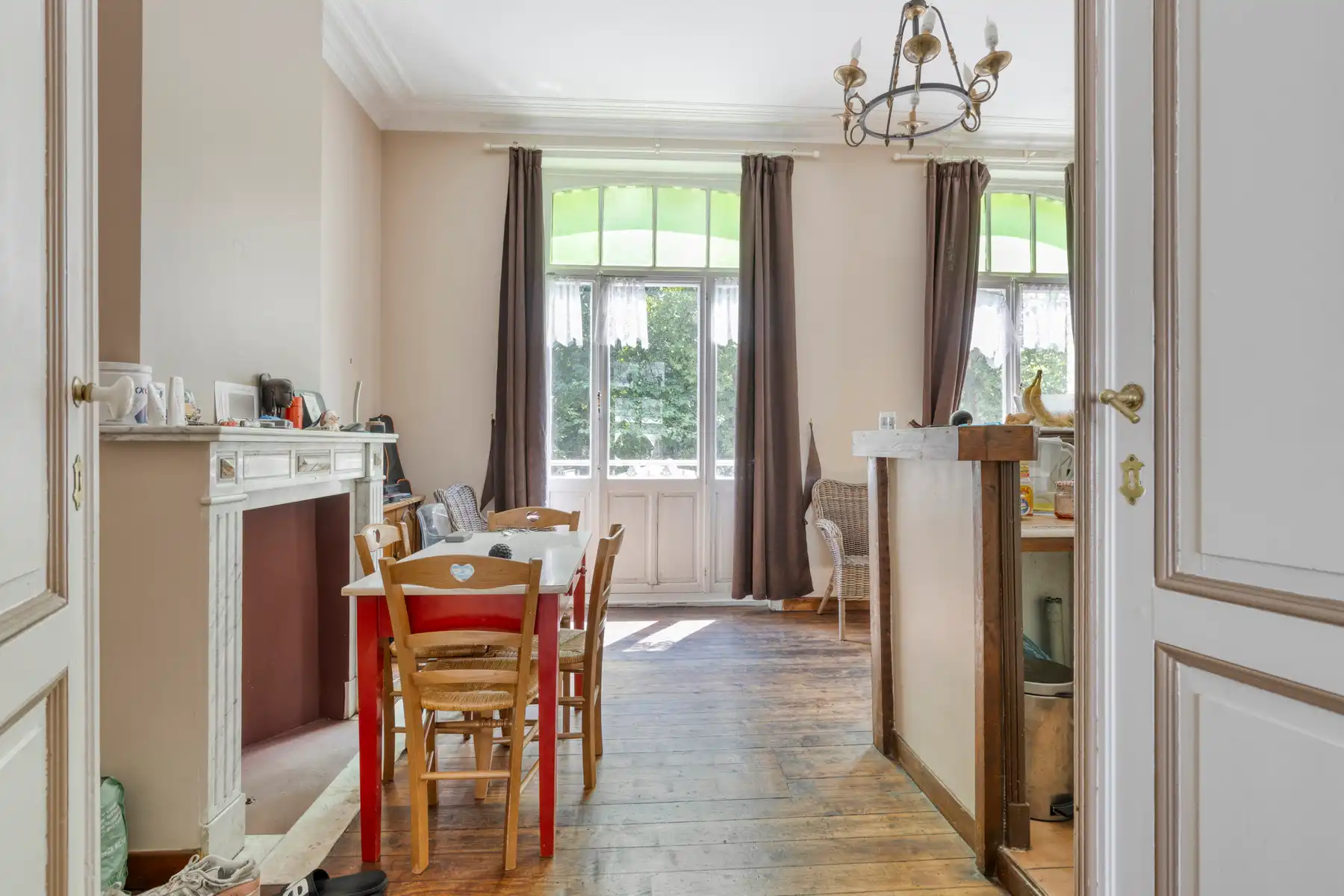 Schitterend gelegen herenwoning met veel karakter foto 8