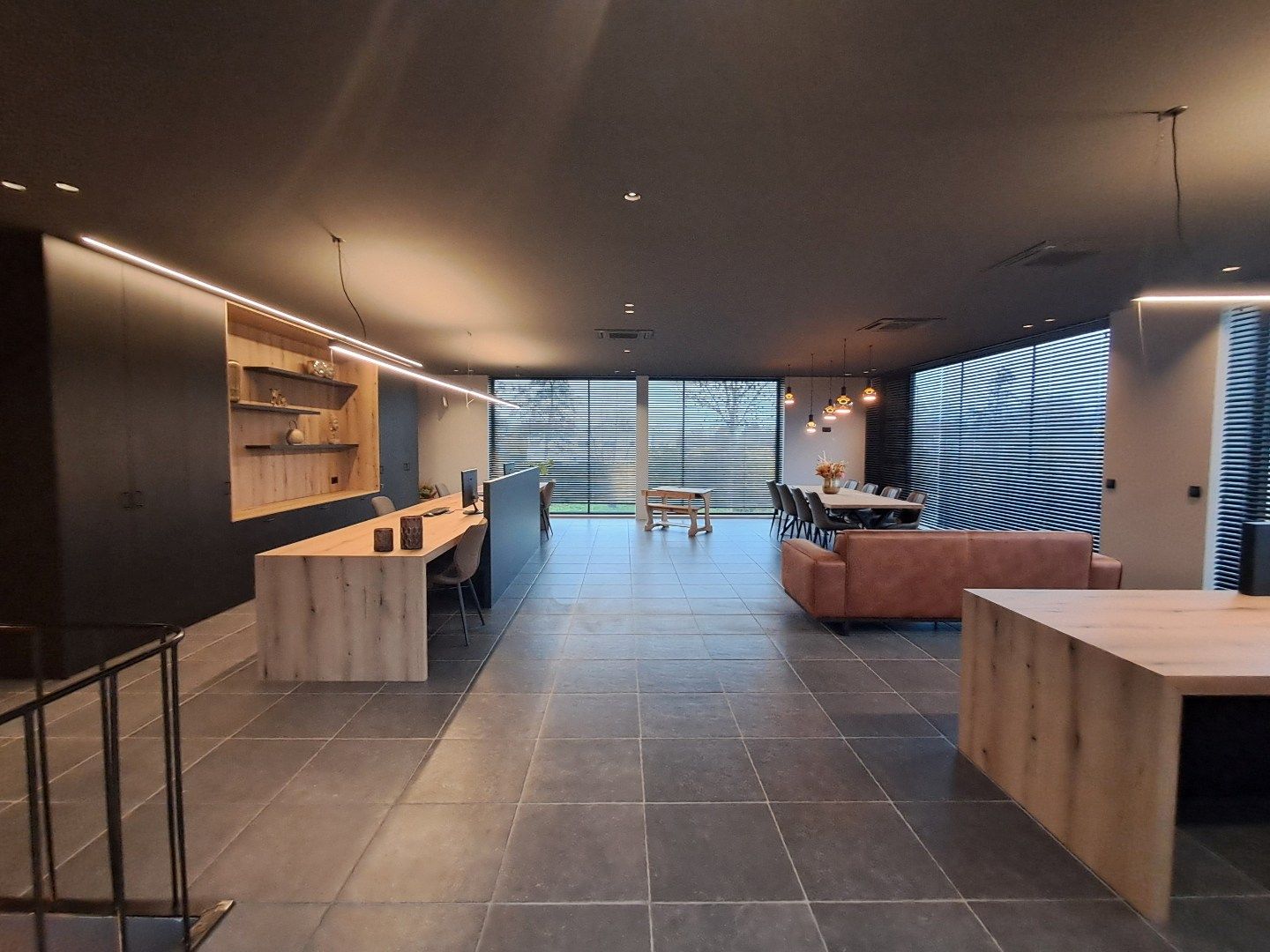 Instapklare kantoorruimte te Moerkerke. foto 6