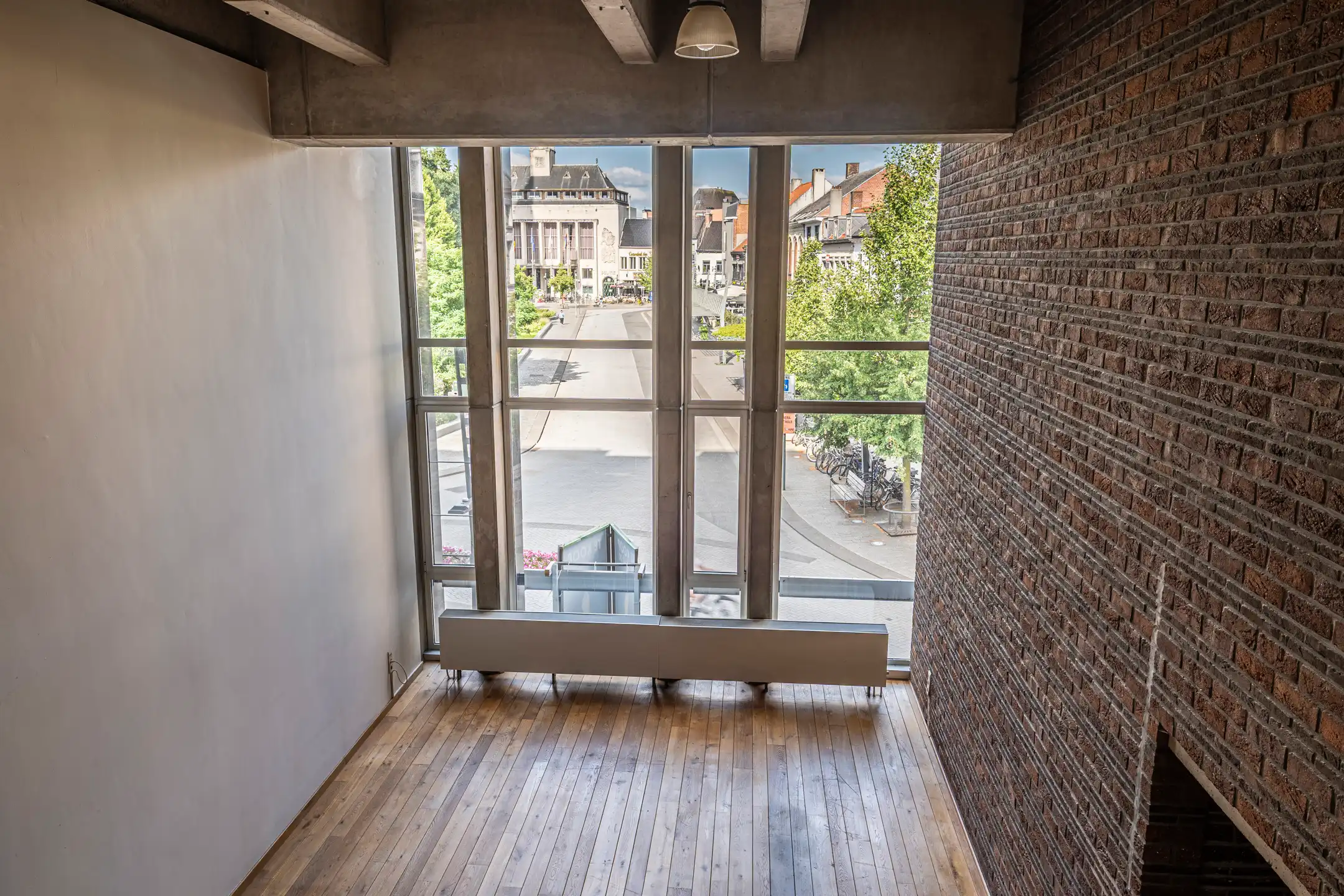 Duplex in loftstijl inclusief ondergrondse parking op de Grote Markt foto 24