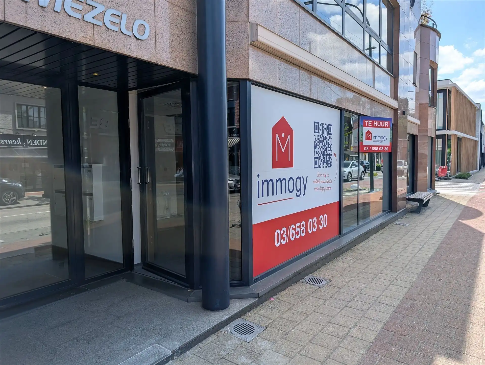 Praktijkruimte / kantoor op een bijzonder commerciële locatie in centrum 's-Gravenwezel foto 3