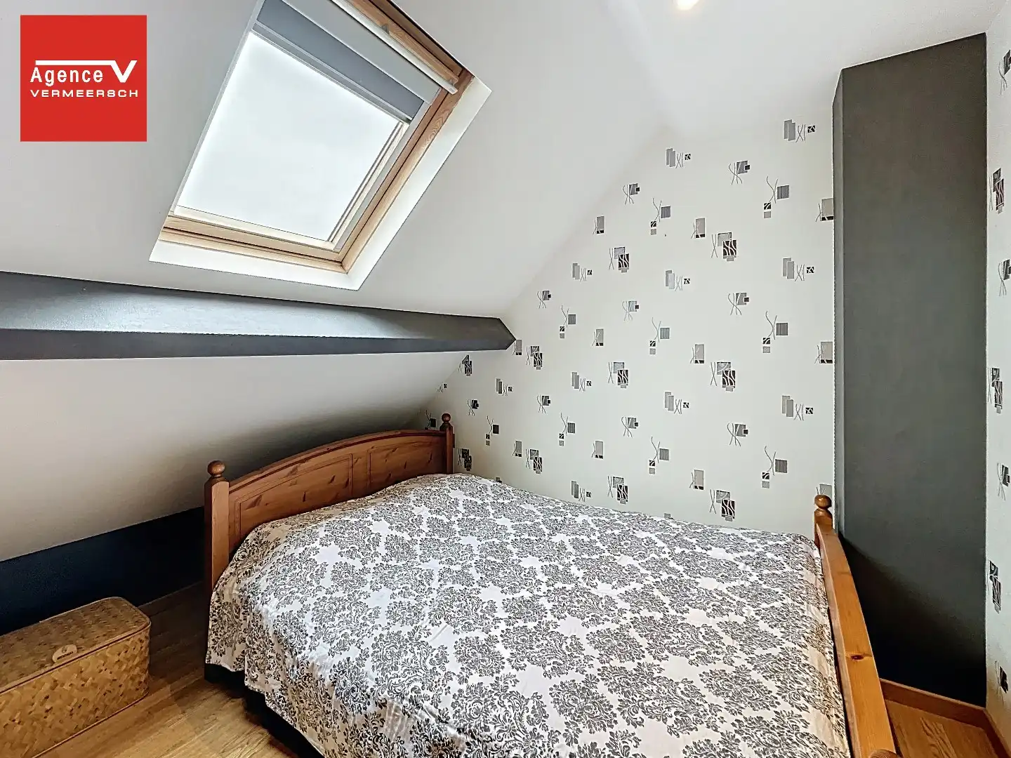 Verkocht ruim boven vraagprijs! Instapklare ruime bel-etagewoning met oprit, inpandige garage en zonnige tuin. foto 17