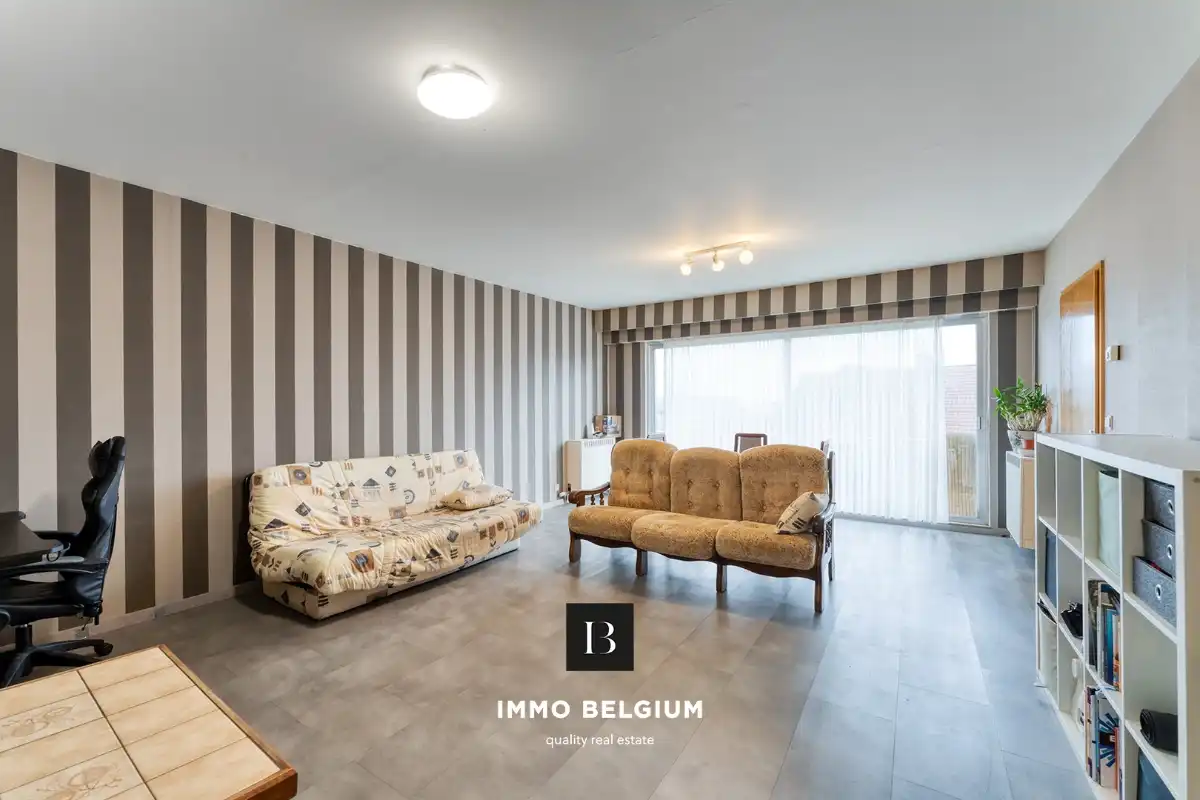 Ruim appartement met garage nabij het centrum foto 3