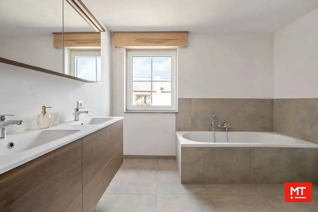Halfopen nieuwbouwwoningen op een rustige locatie in Wervik foto 17