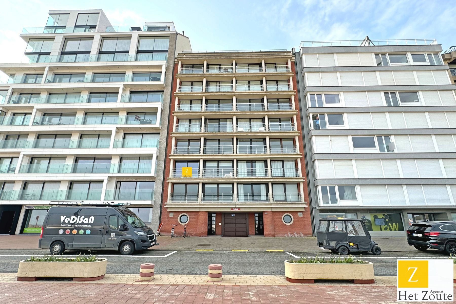 Exclusief gerenoveerd appartement - frontaal zeezicht Knokke foto 16