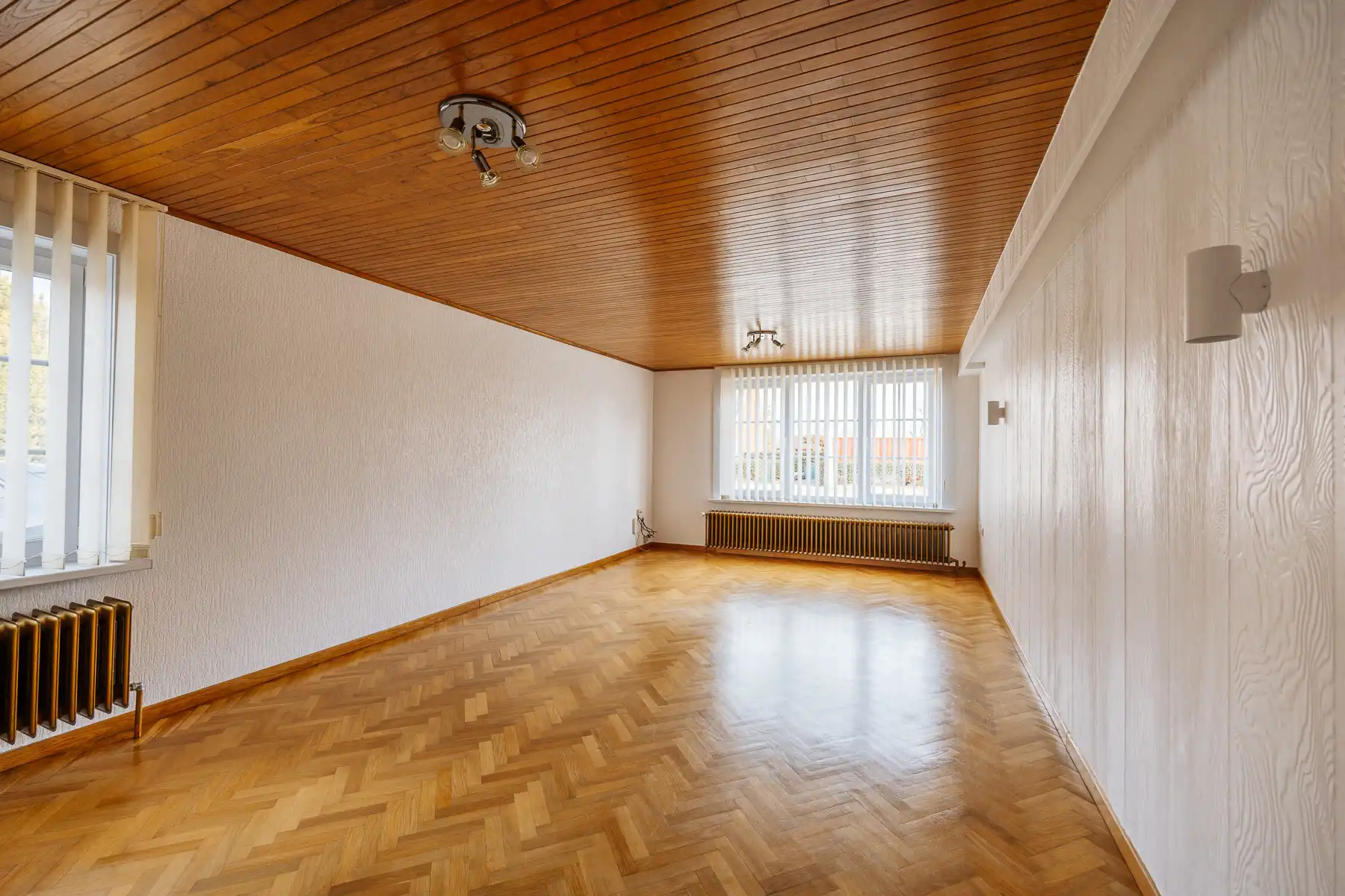 Ruime woonst met tuin, studio en veel parkeermogelijkheid foto 14