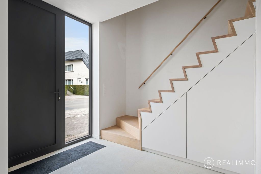 Ruime, moderne nieuwbouwwoning in hartje Ruien foto 14