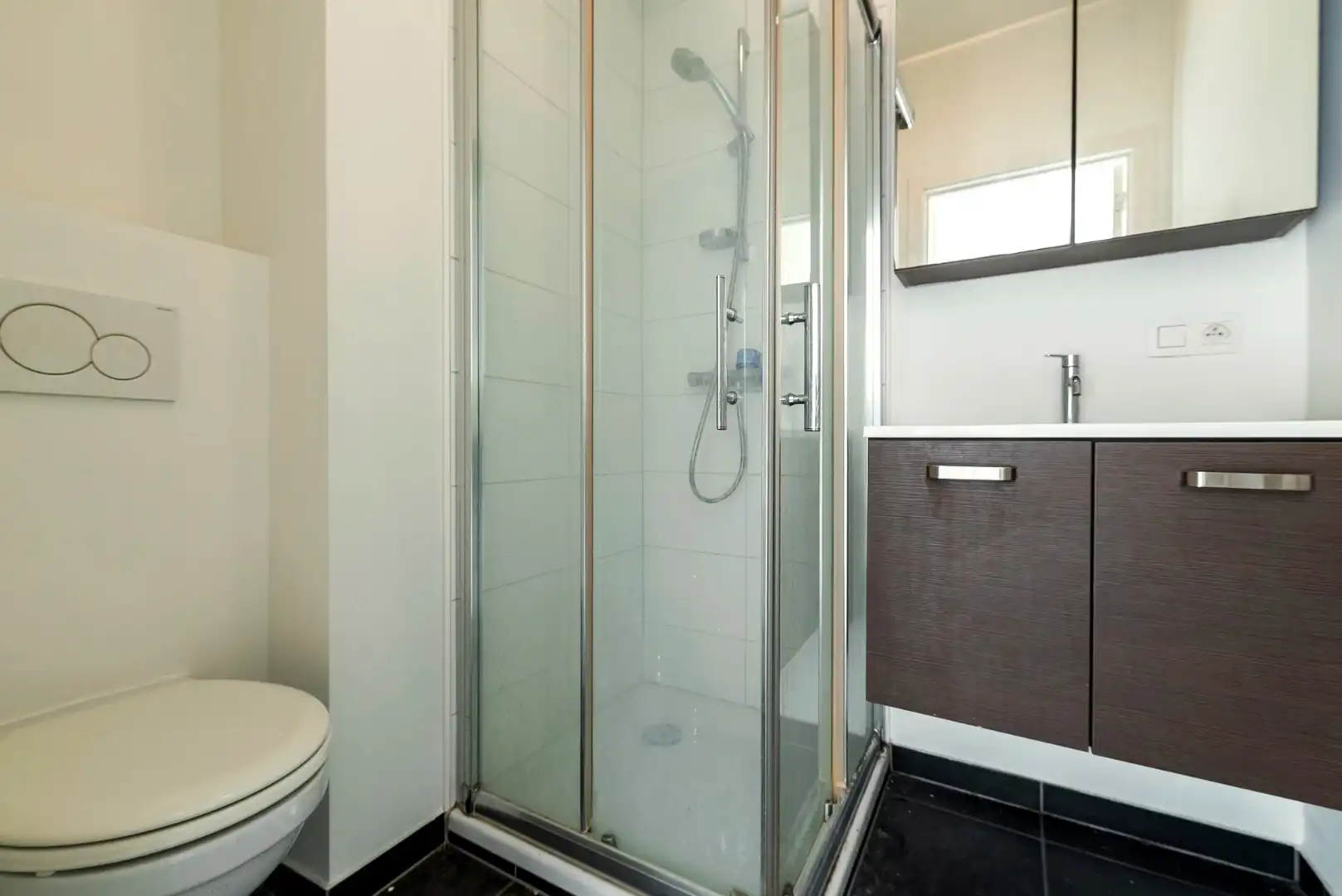 Mooi nieuwbouwappartement op het Eilandje met 1 slaapkamer en terras. foto 8