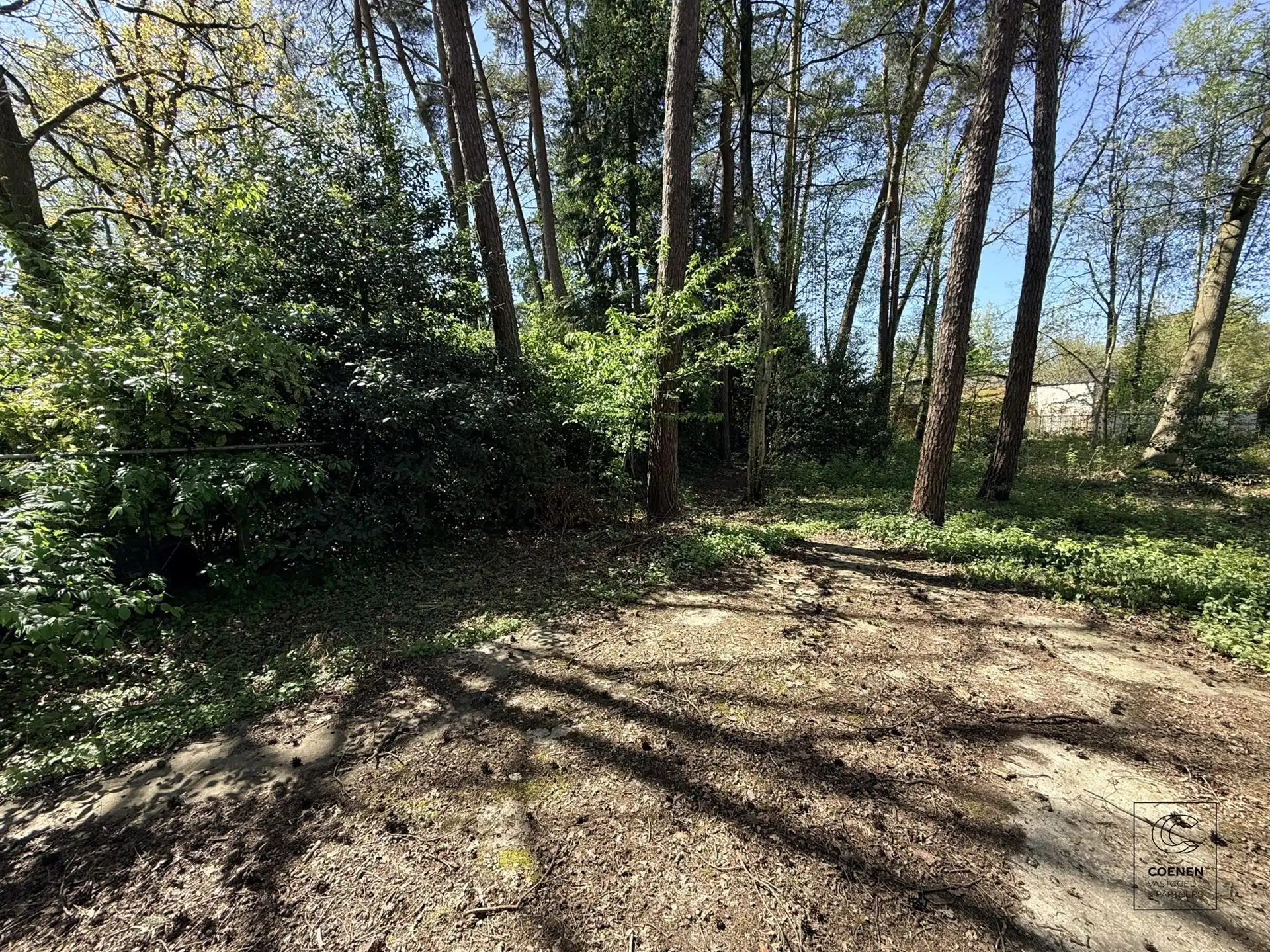 Rustig gelegen bouwgrond van 1.182 m² op een groene ligging! foto 5