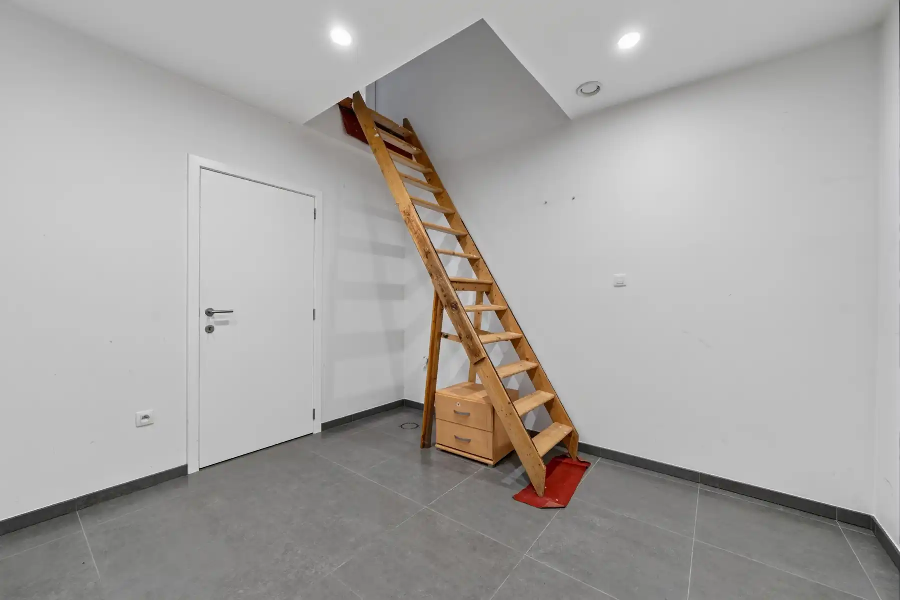 Instapklare, volledig gerenoveerde woning met 3 slaapkamers in een rustige omgeving foto 15