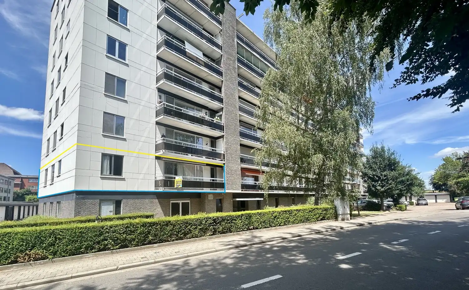 Gerenoveerd 3-kamerappartement te Heverlee foto {{pictureIndex}}