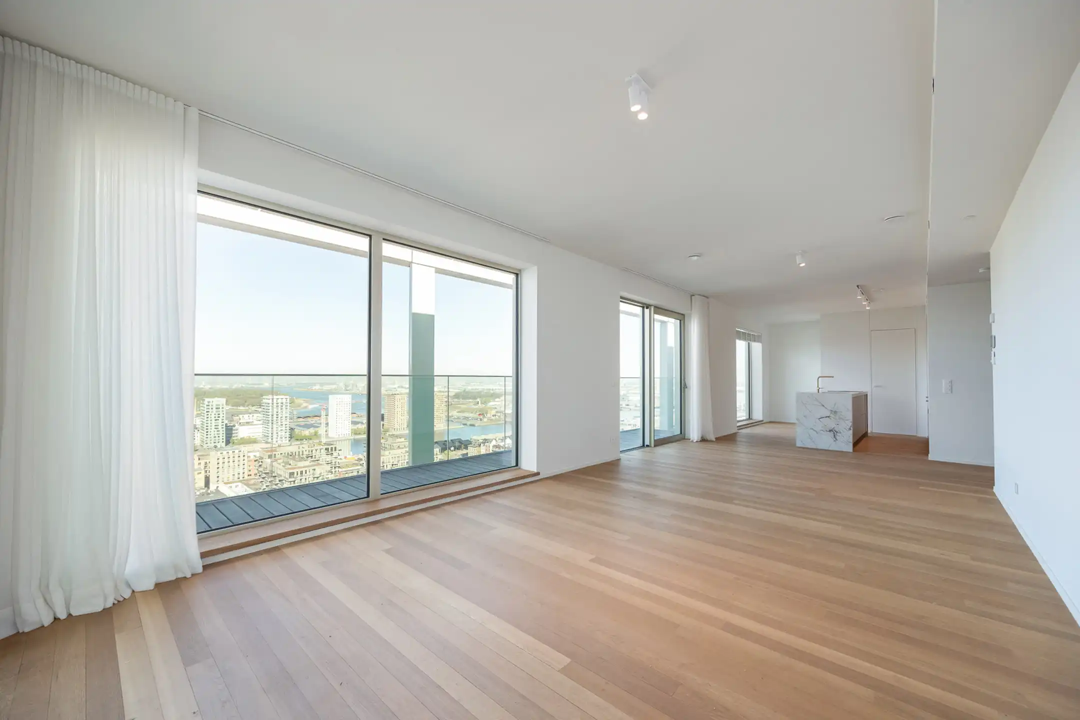 ANTWERPEN EILANDJE - Exclusief wonen met panorama foto 3