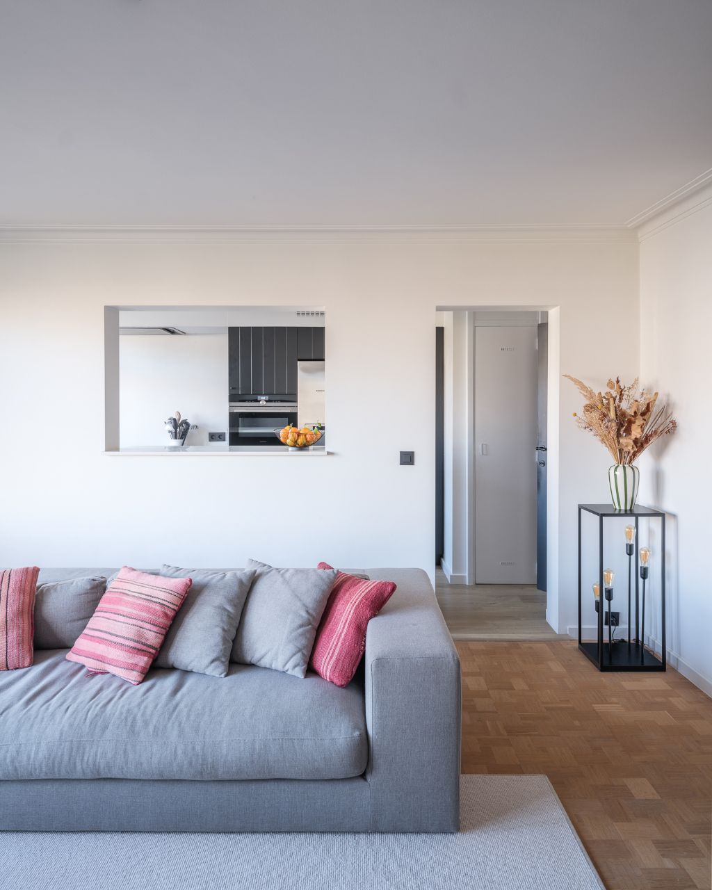 Gent centrum: Ruim appartement (3 slpkmrs) met buitenruimte, weids zicht en parkeergelegenheid nabij het het Zuidpark - Opportuniteit! foto 5