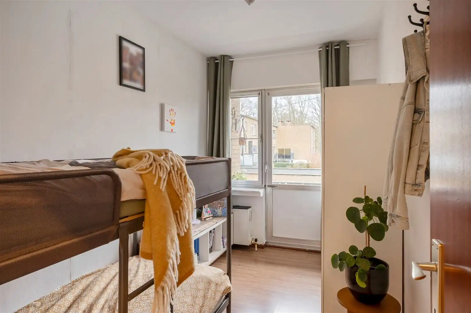 Aangenaam appartement met garage foto 12