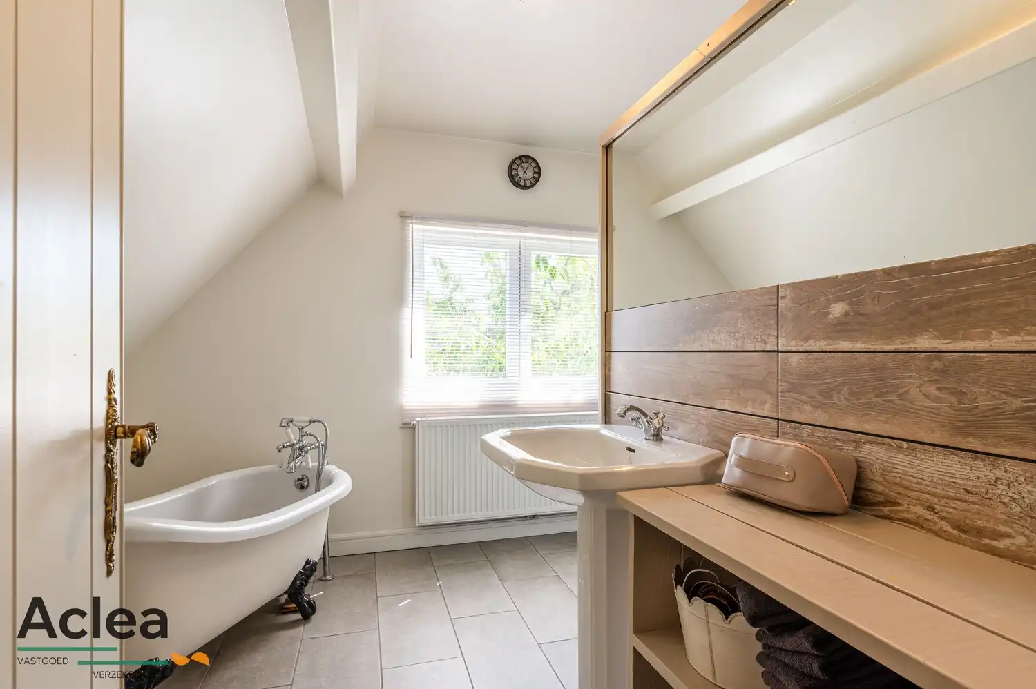 Knappe vrijstaande woning op ruim perceel foto 24