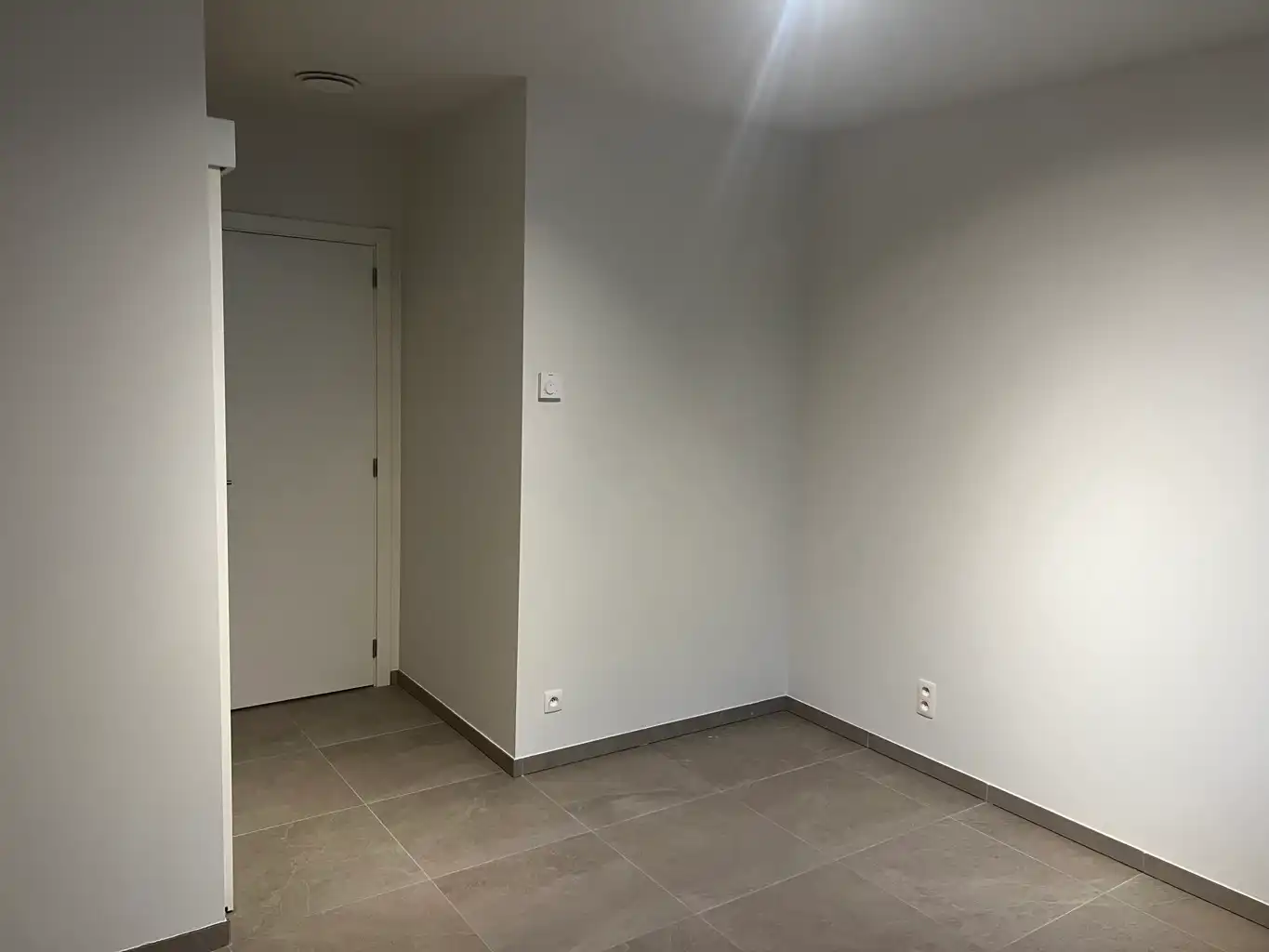 Prachtig gelijkvloers appartement met 1 slpk en terras foto 9