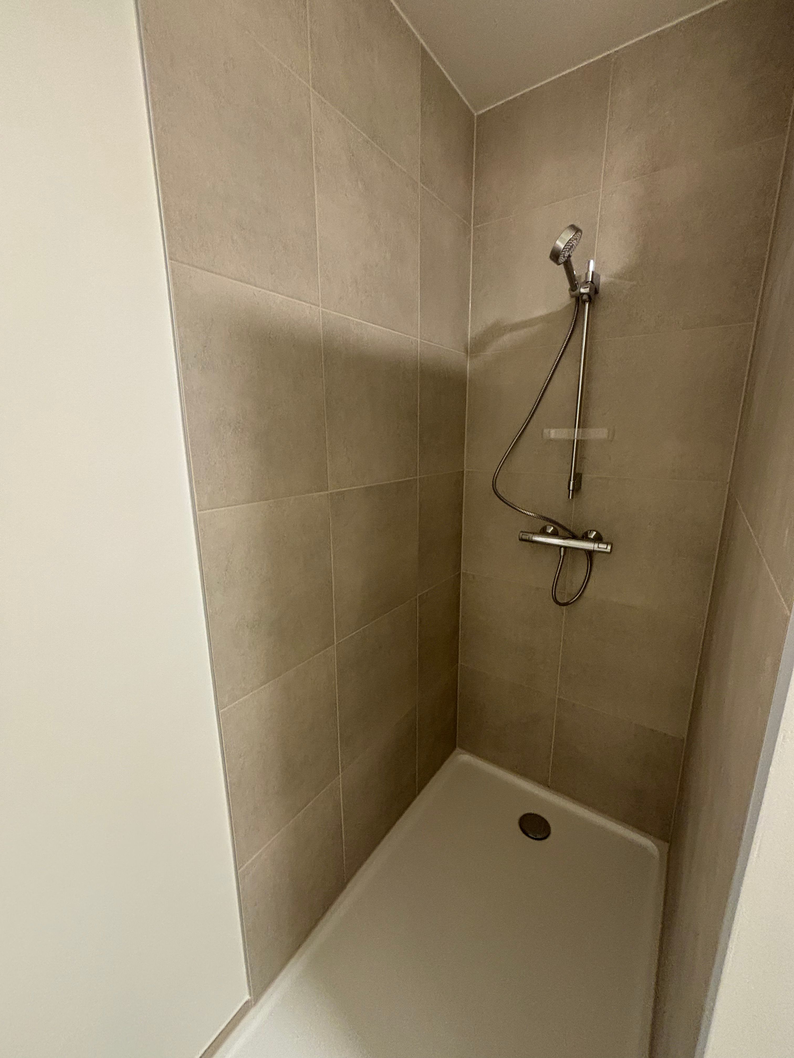 Te Huur – Modern Nieuwbouwappartement met ruim terras op de Oude Kodak-site in Koningslo! foto 4